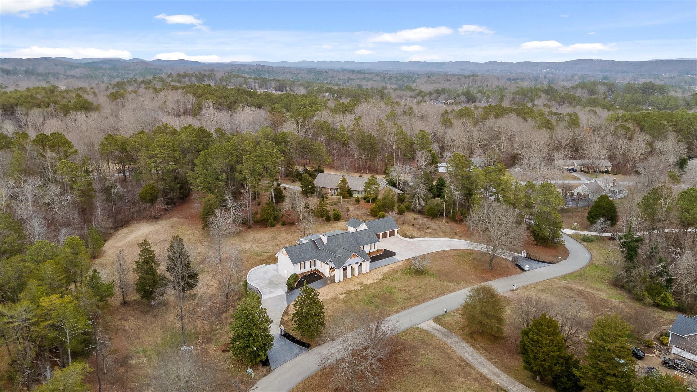 3176 Chestnut Circle NW