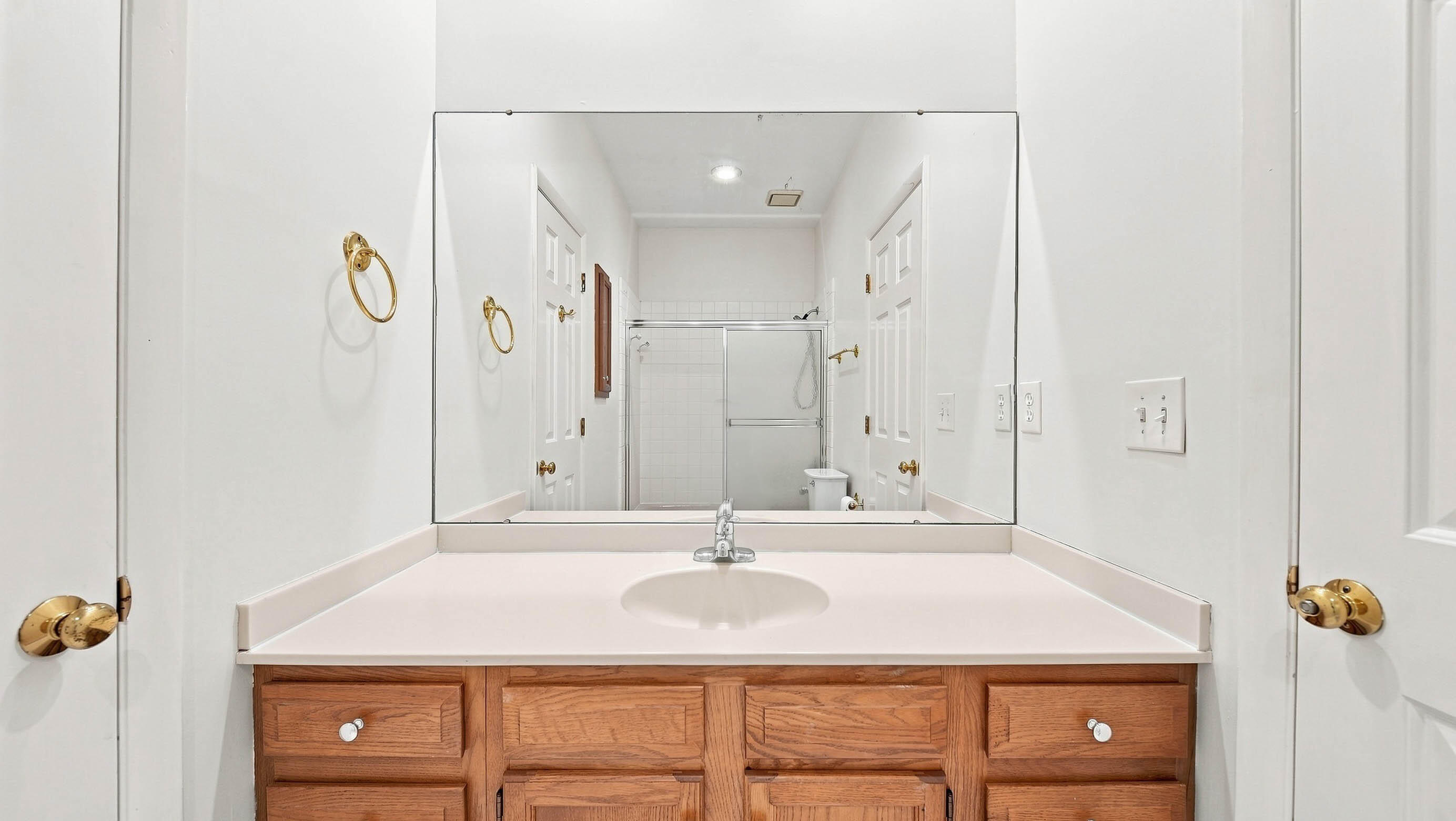 3162 Waterfront Drive