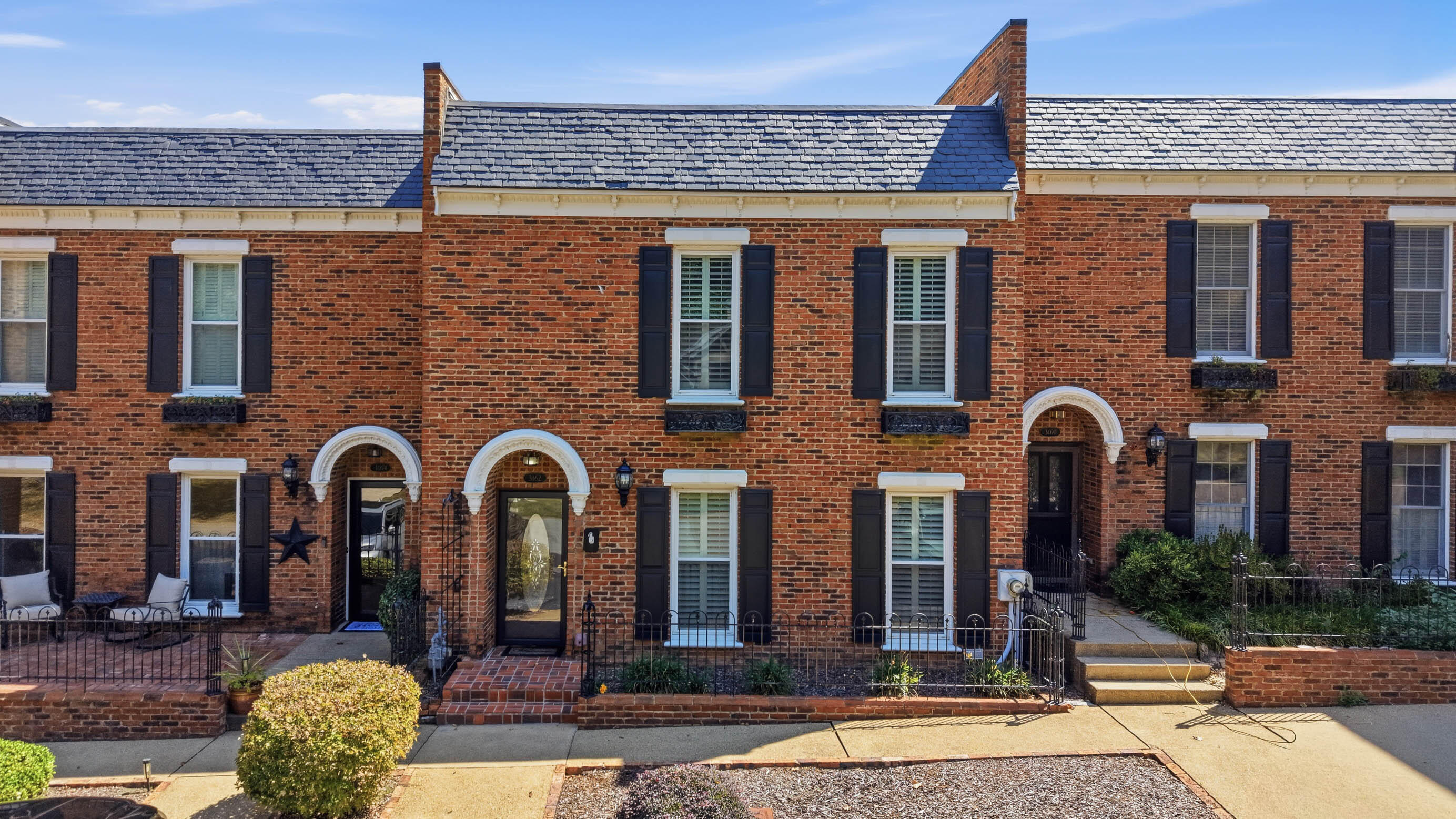 3162 Waterfront Drive