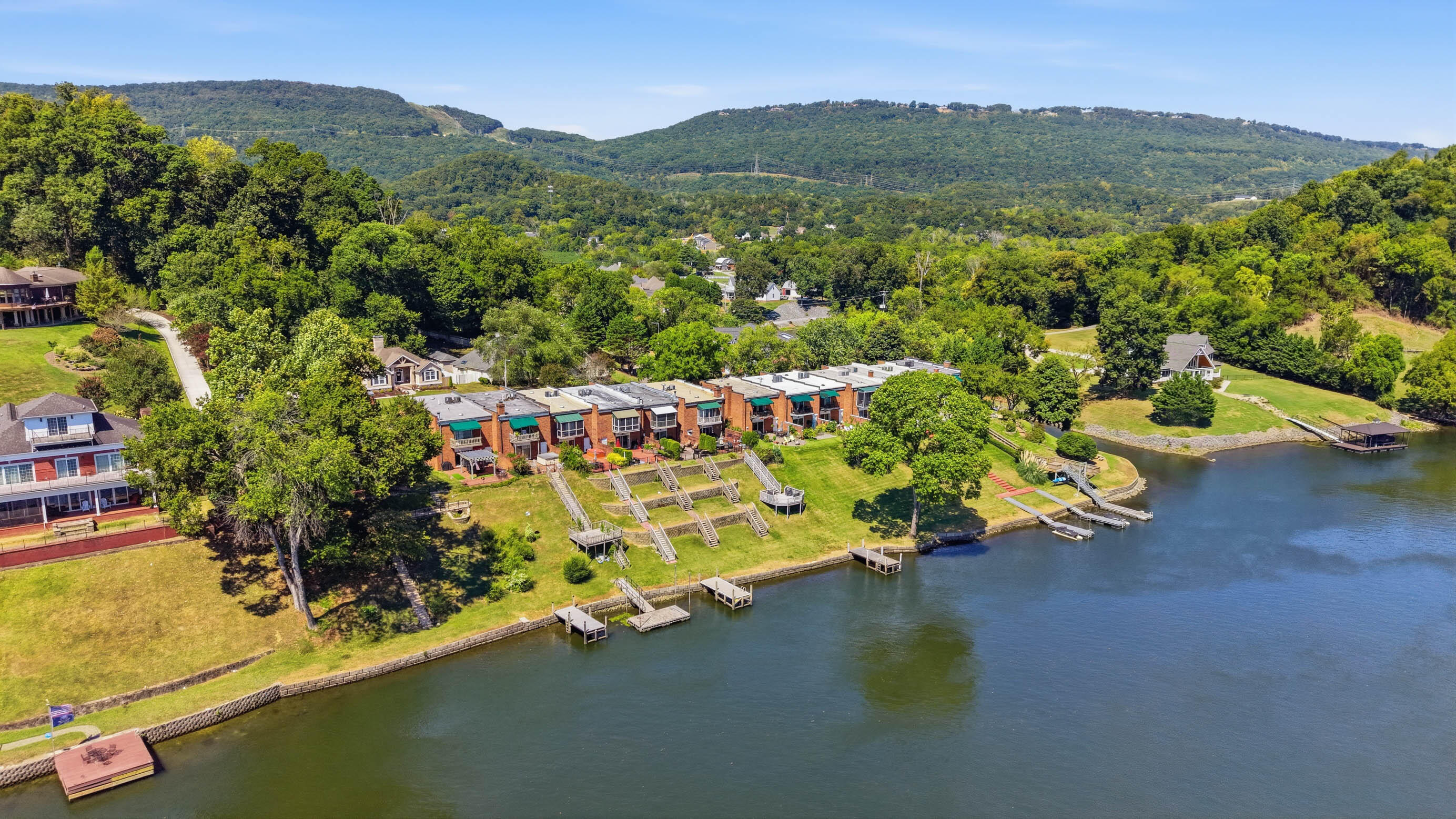 3162 Waterfront Drive