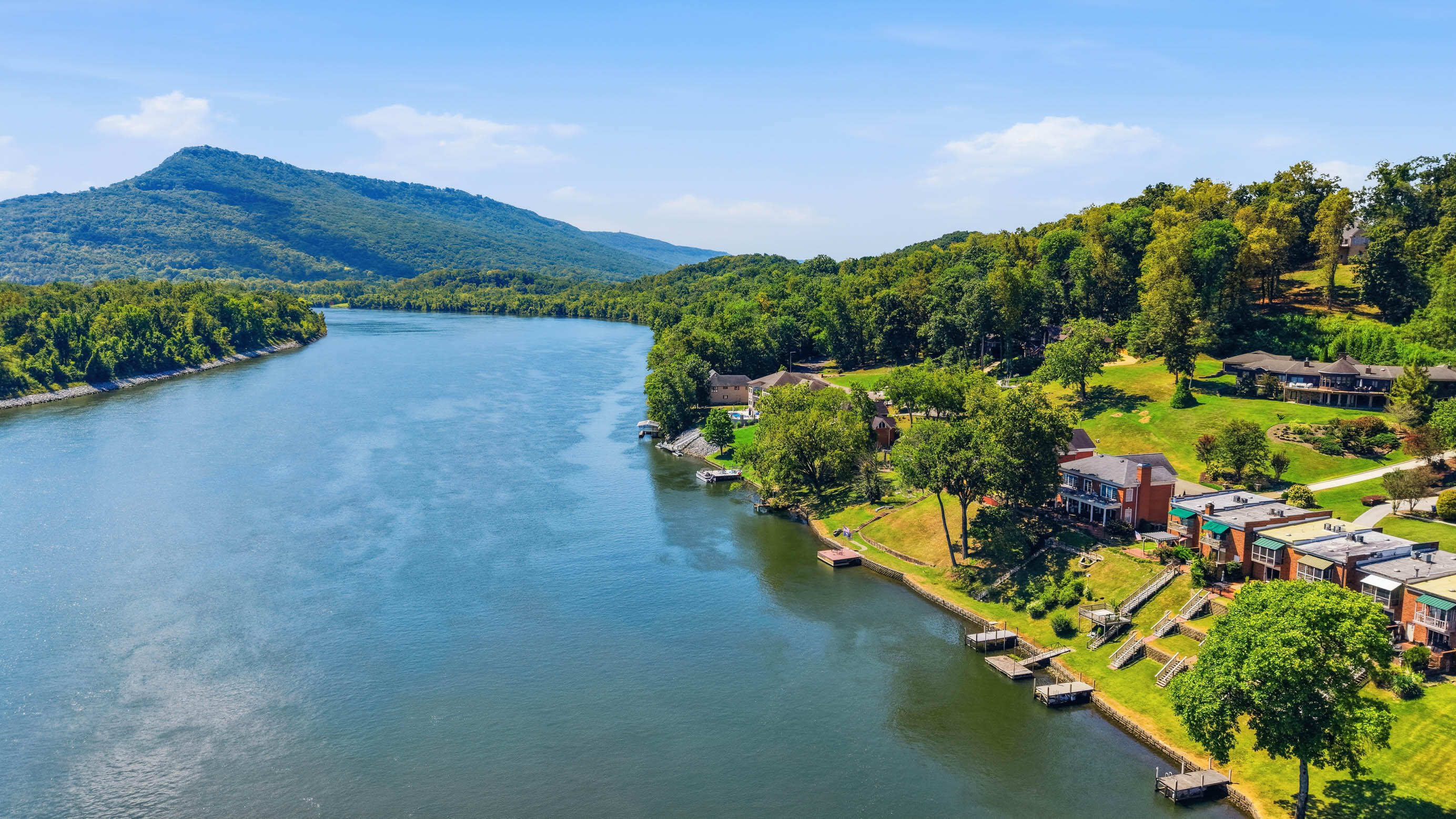3162 Waterfront Drive