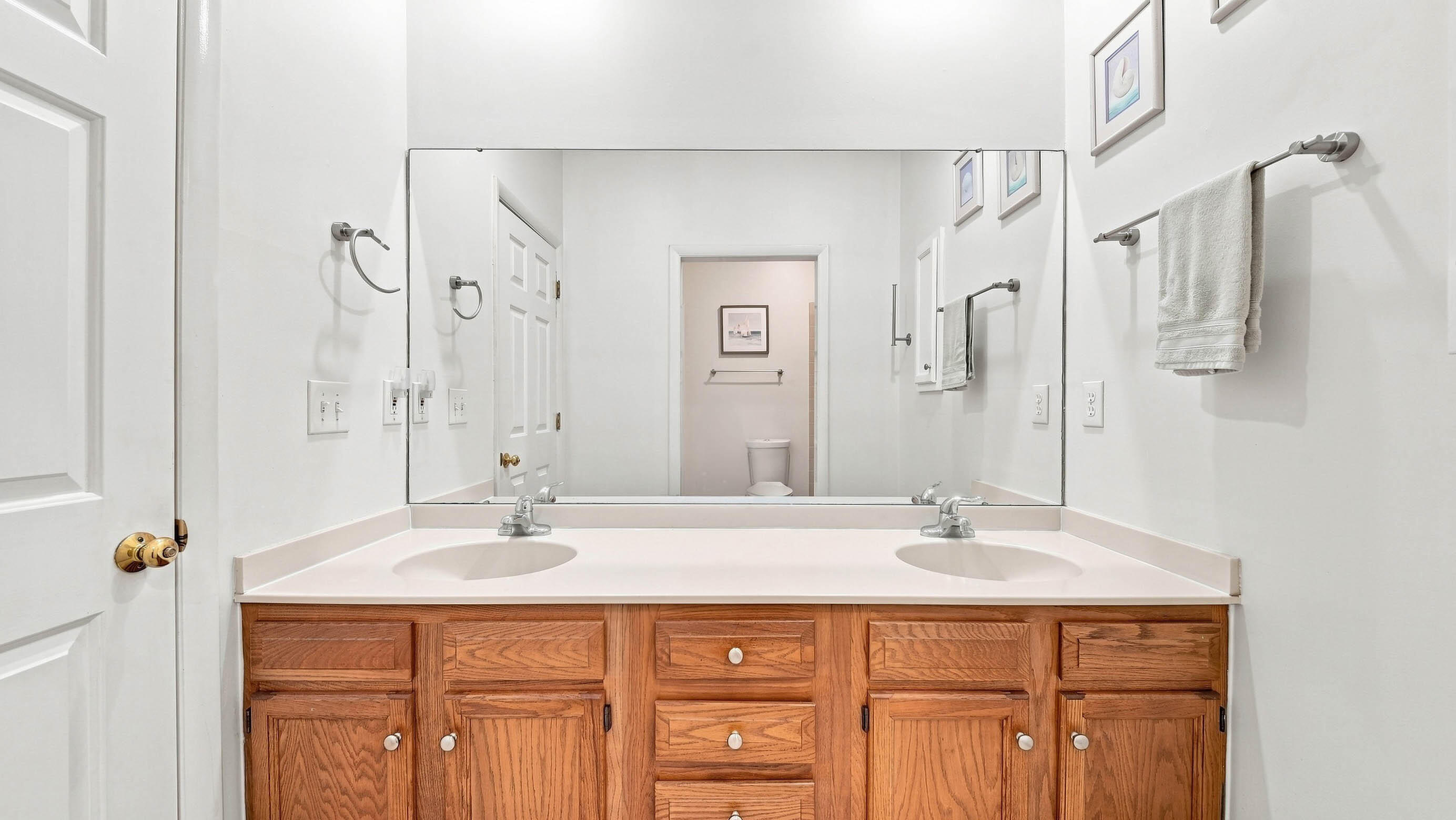 3162 Waterfront Drive