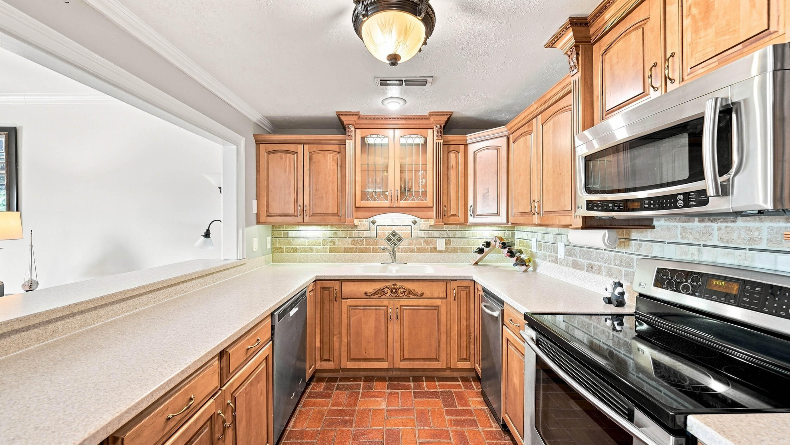 3162 Waterfront Drive