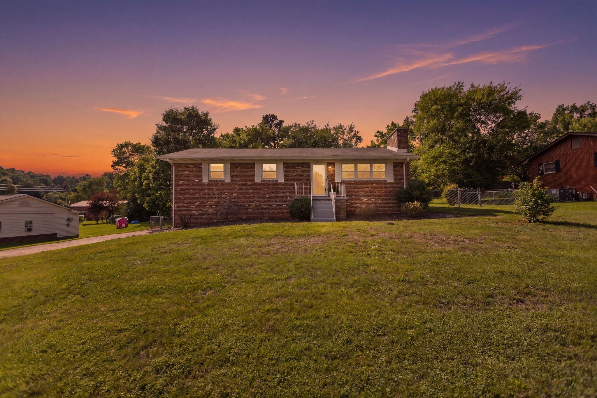 1025 Lancewood Drive