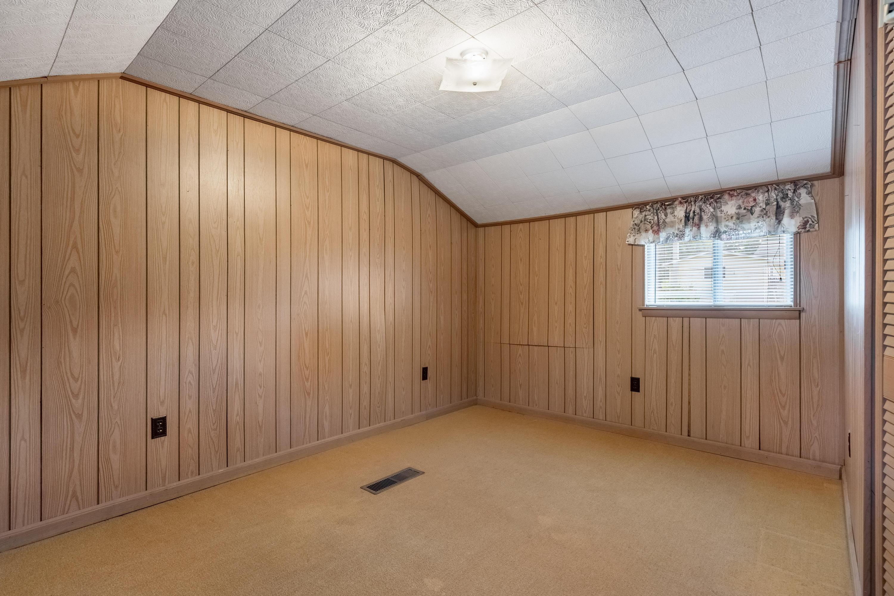8316 Pine Ridge Road