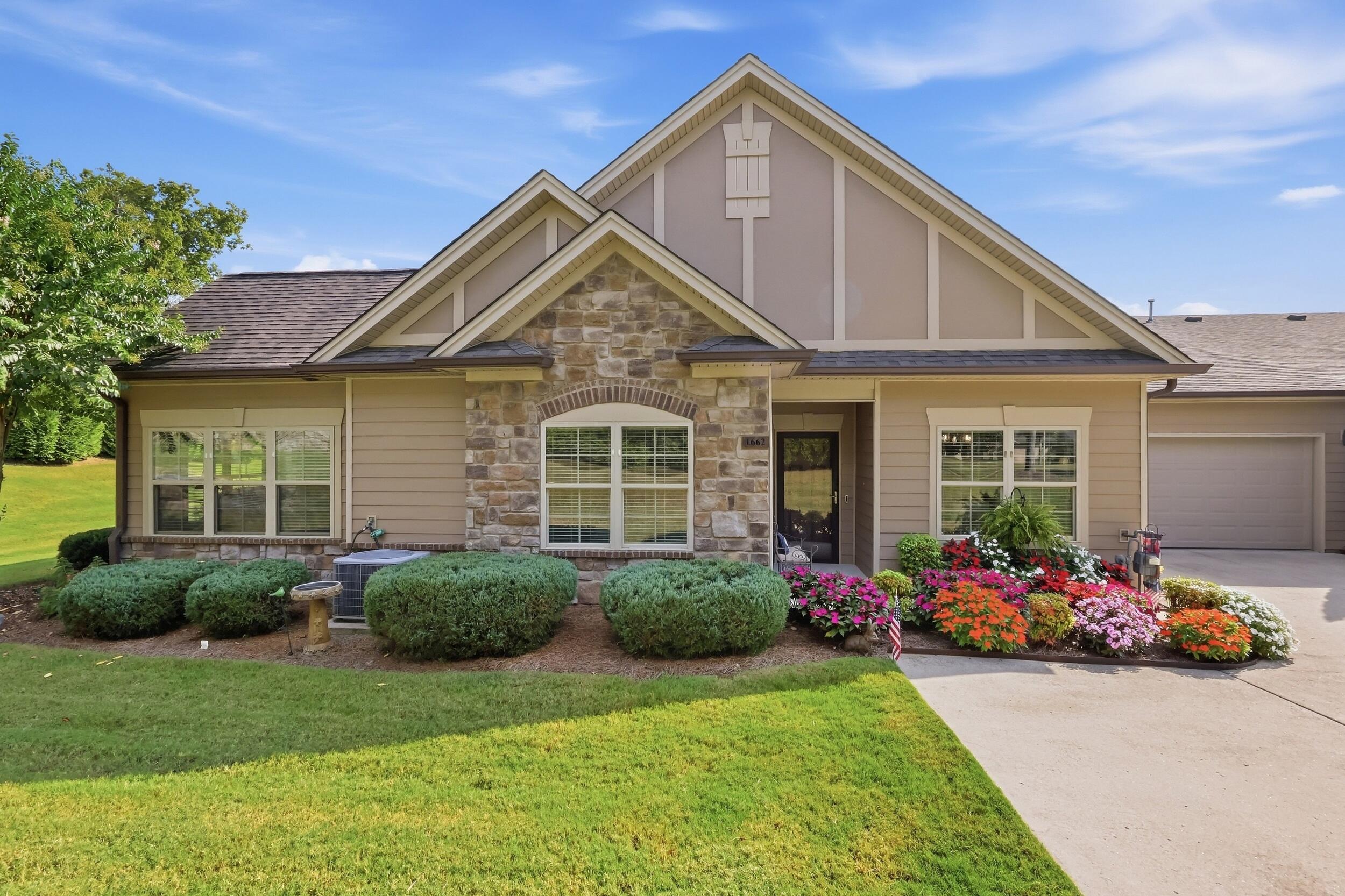 1662 Sedgefield Drive, 7c