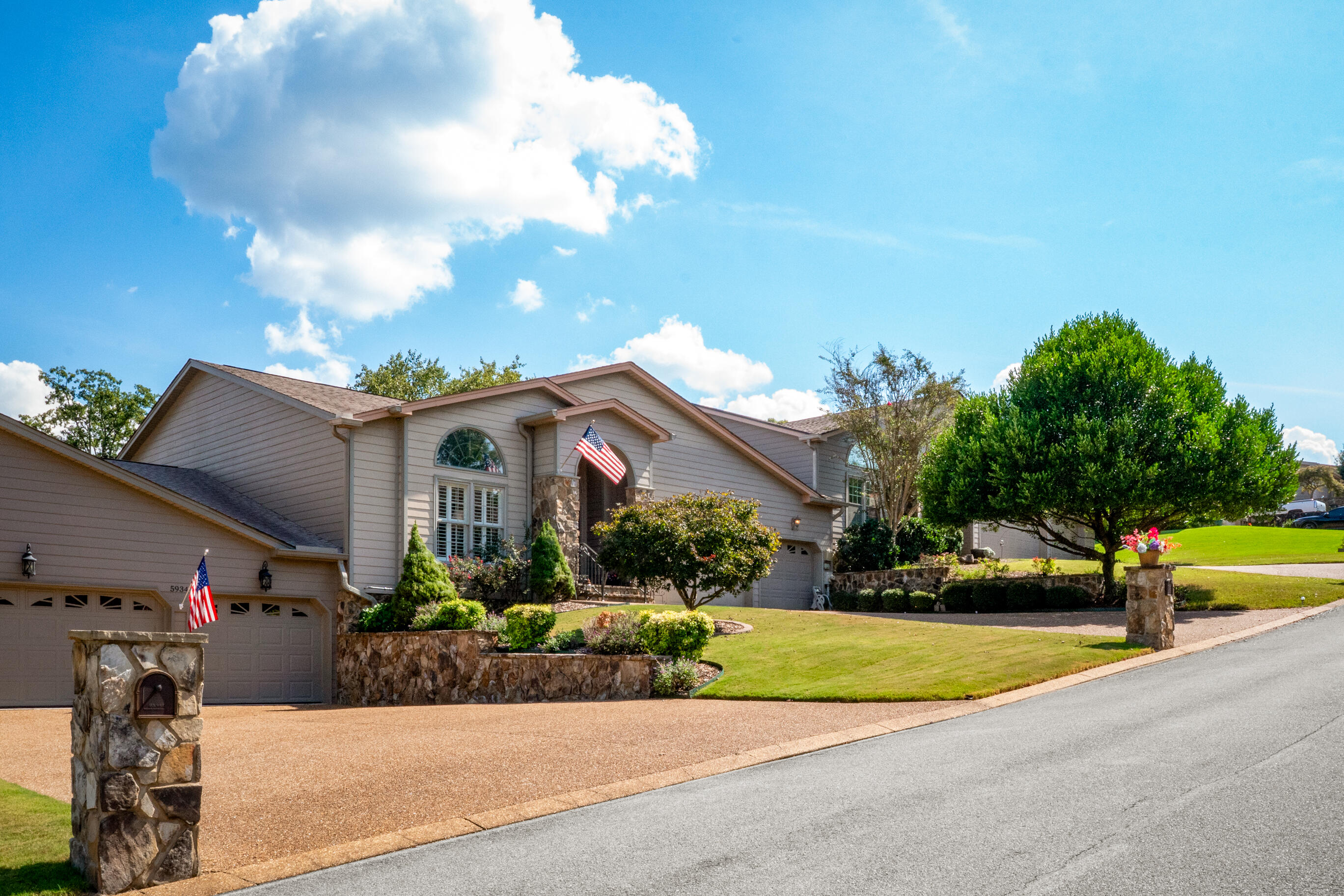 5932 Rainbow Springs Drive