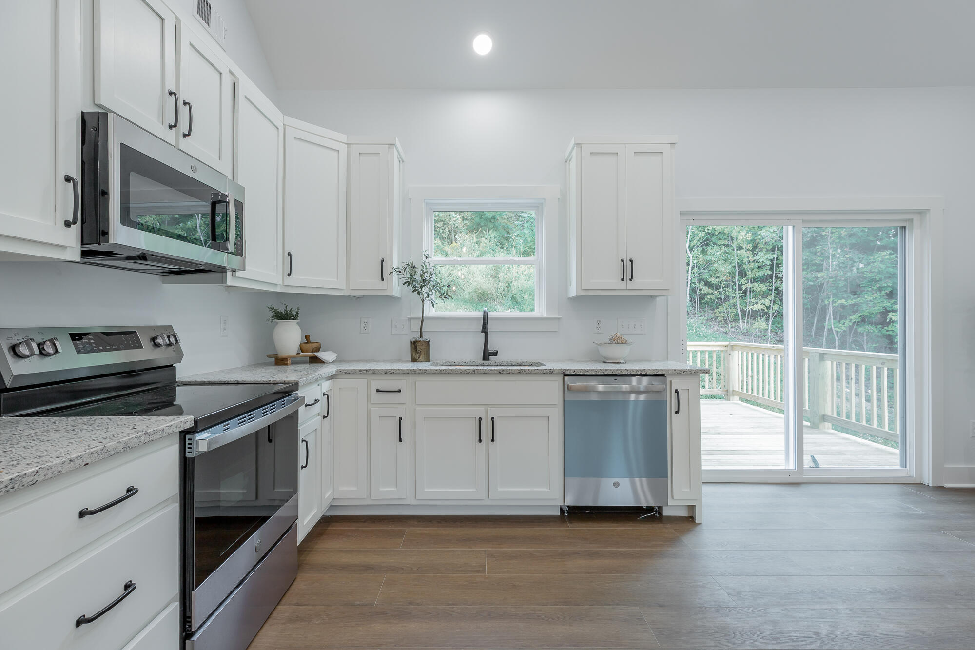 1710 Short Leaf Lane