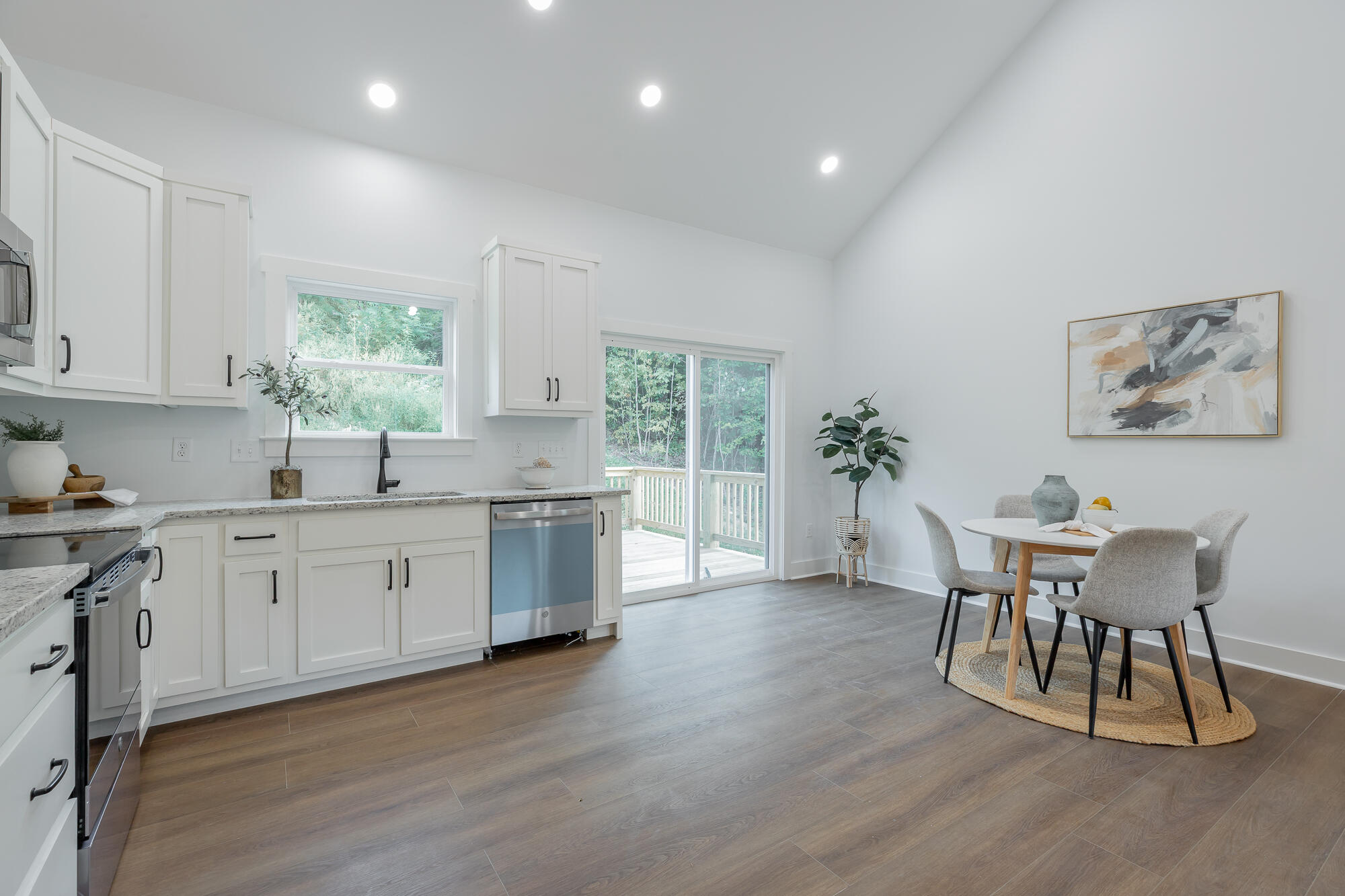 1710 Short Leaf Lane