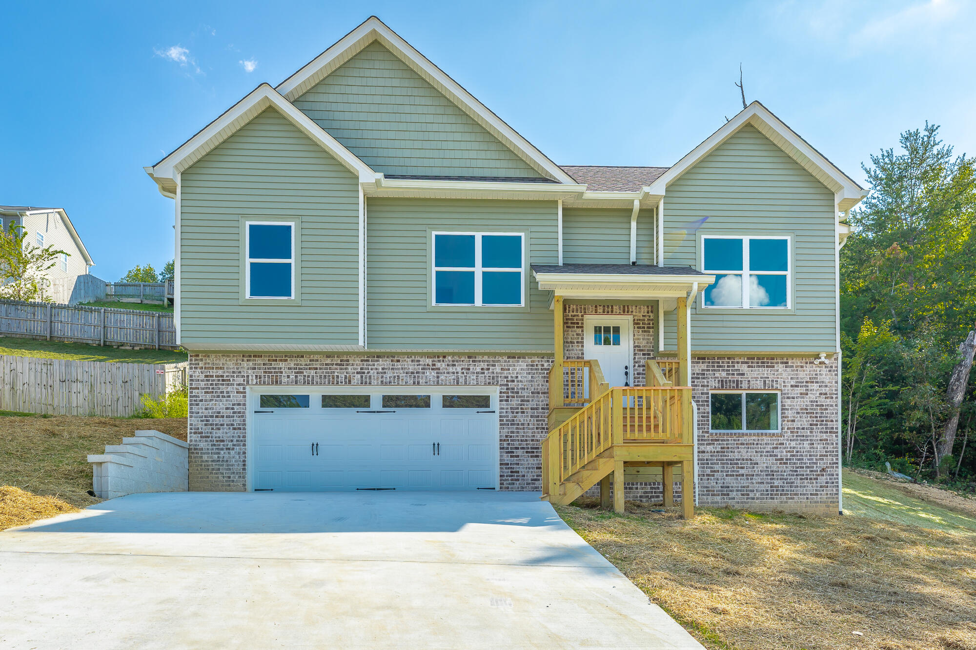 1710 Short Leaf Lane