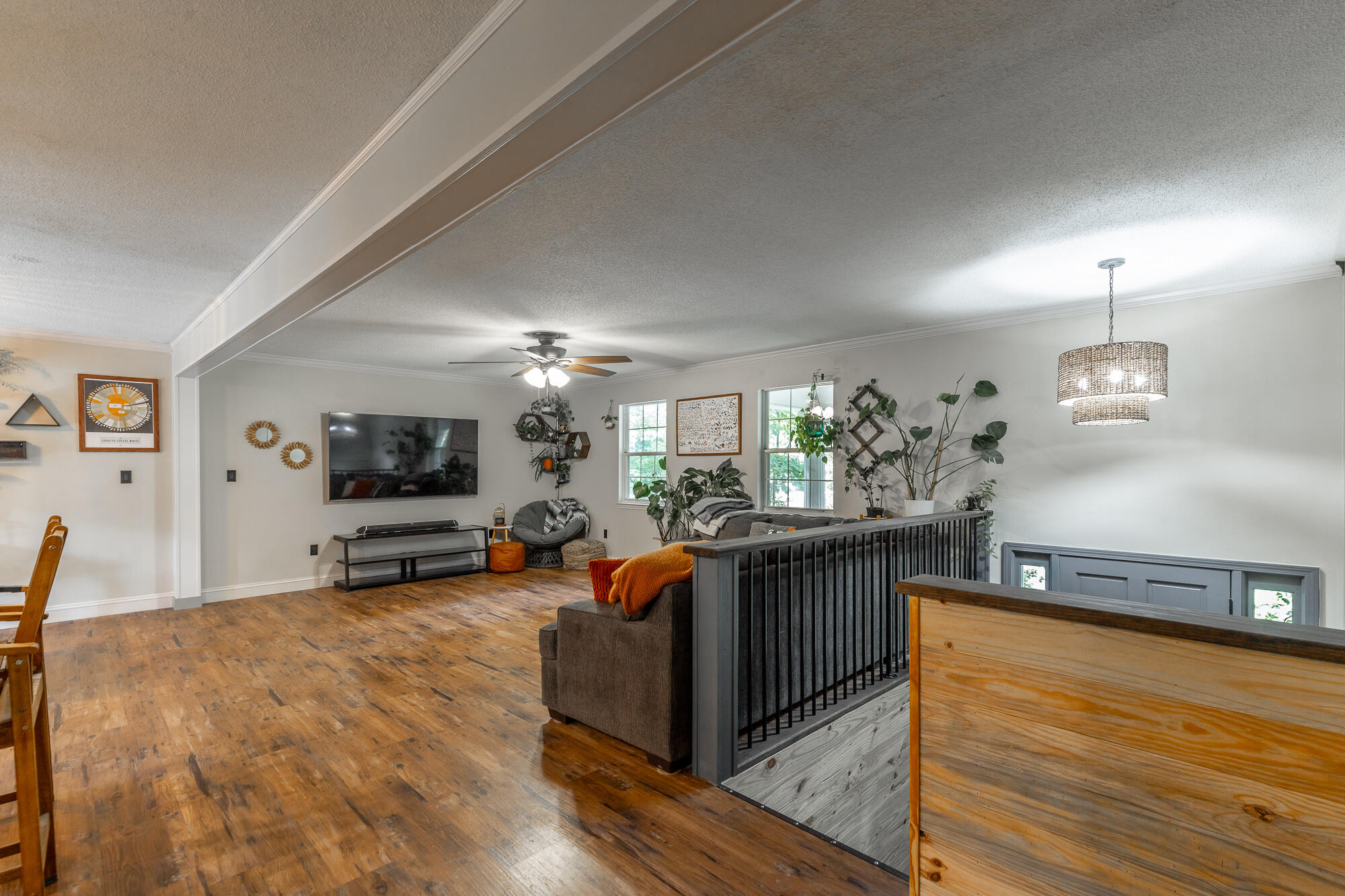 430 Bluebird Circle