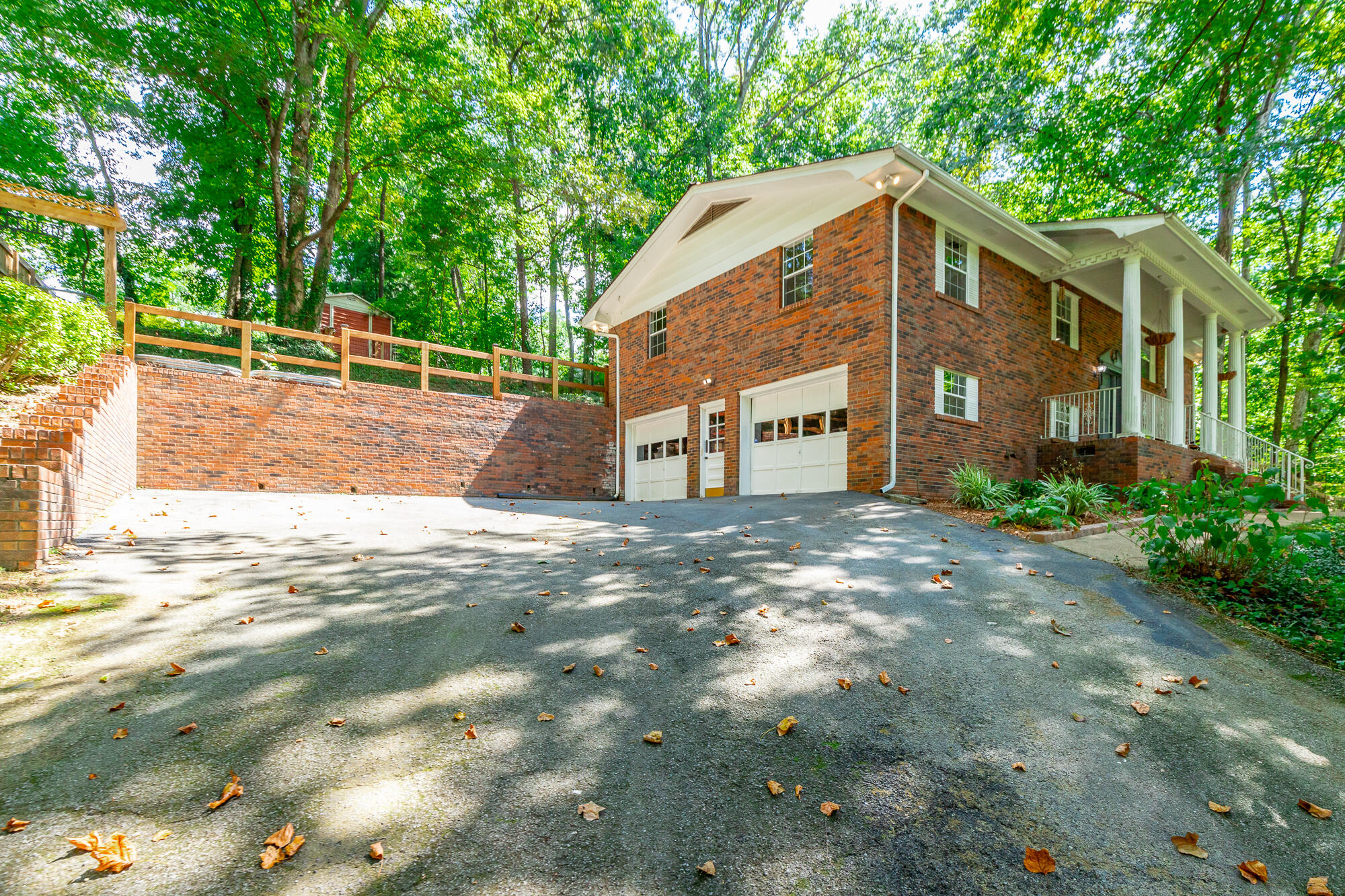 430 Bluebird Circle