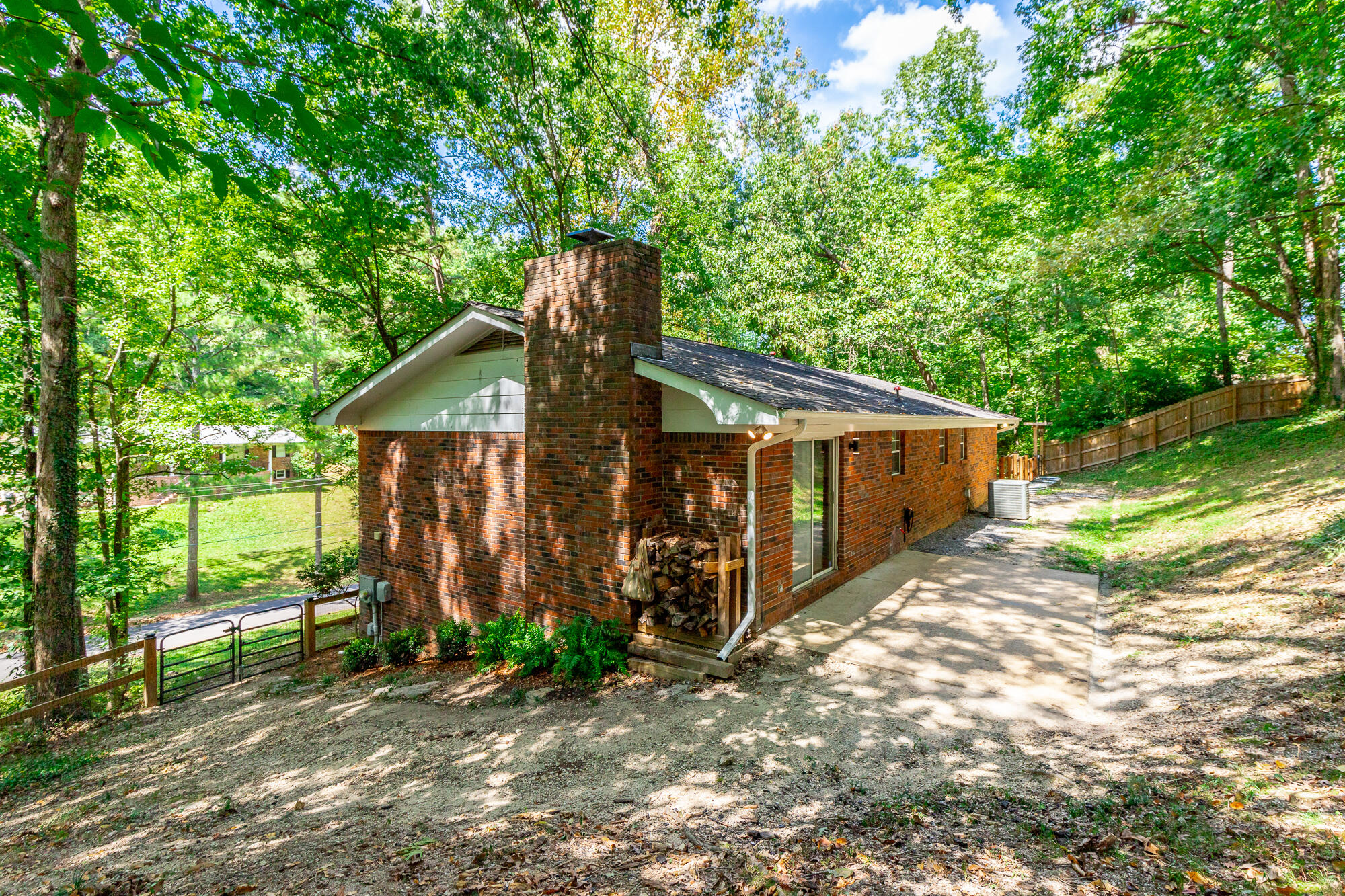 430 Bluebird Circle