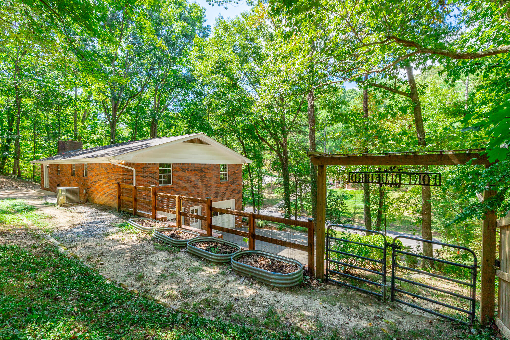 430 Bluebird Circle