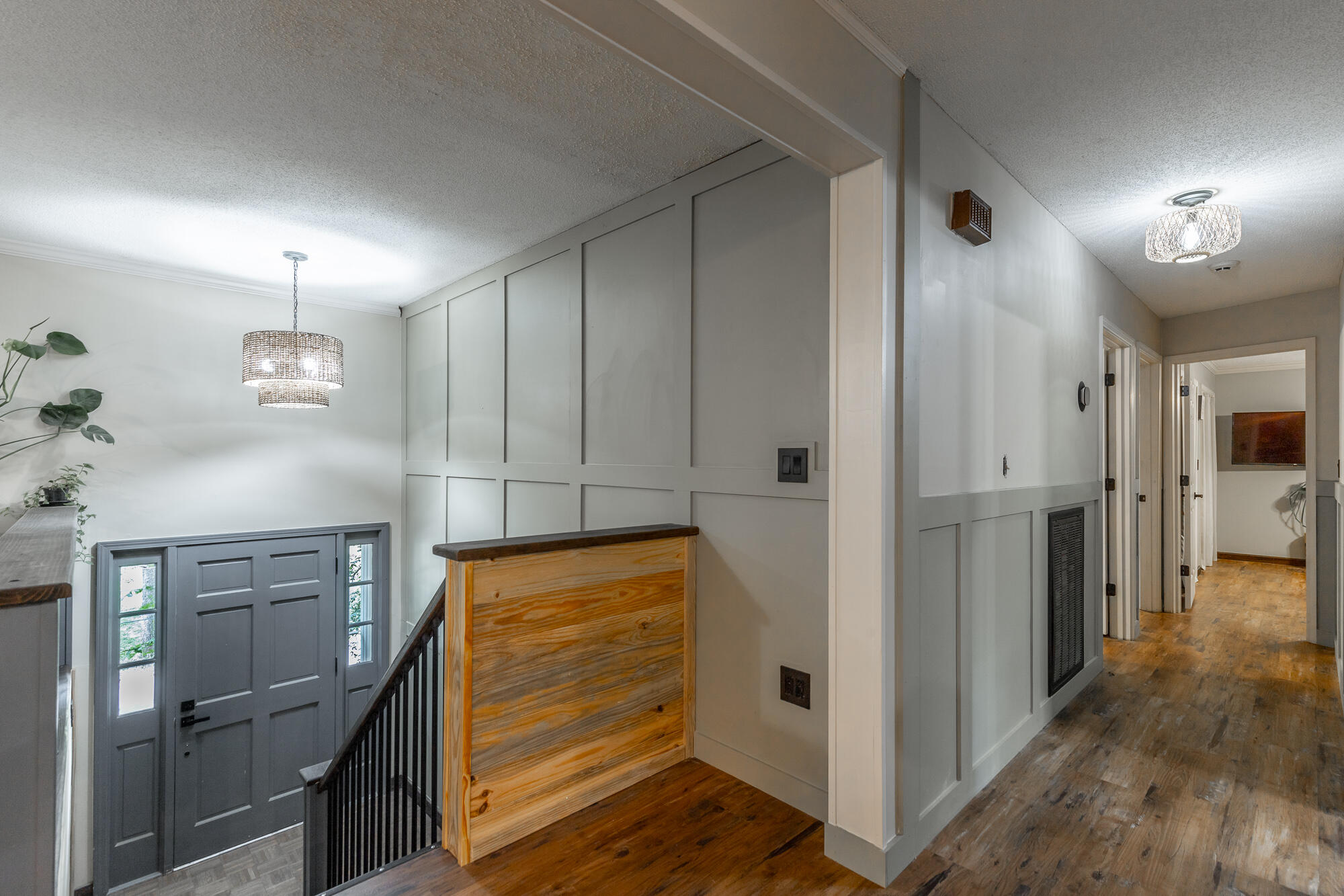 430 Bluebird Circle