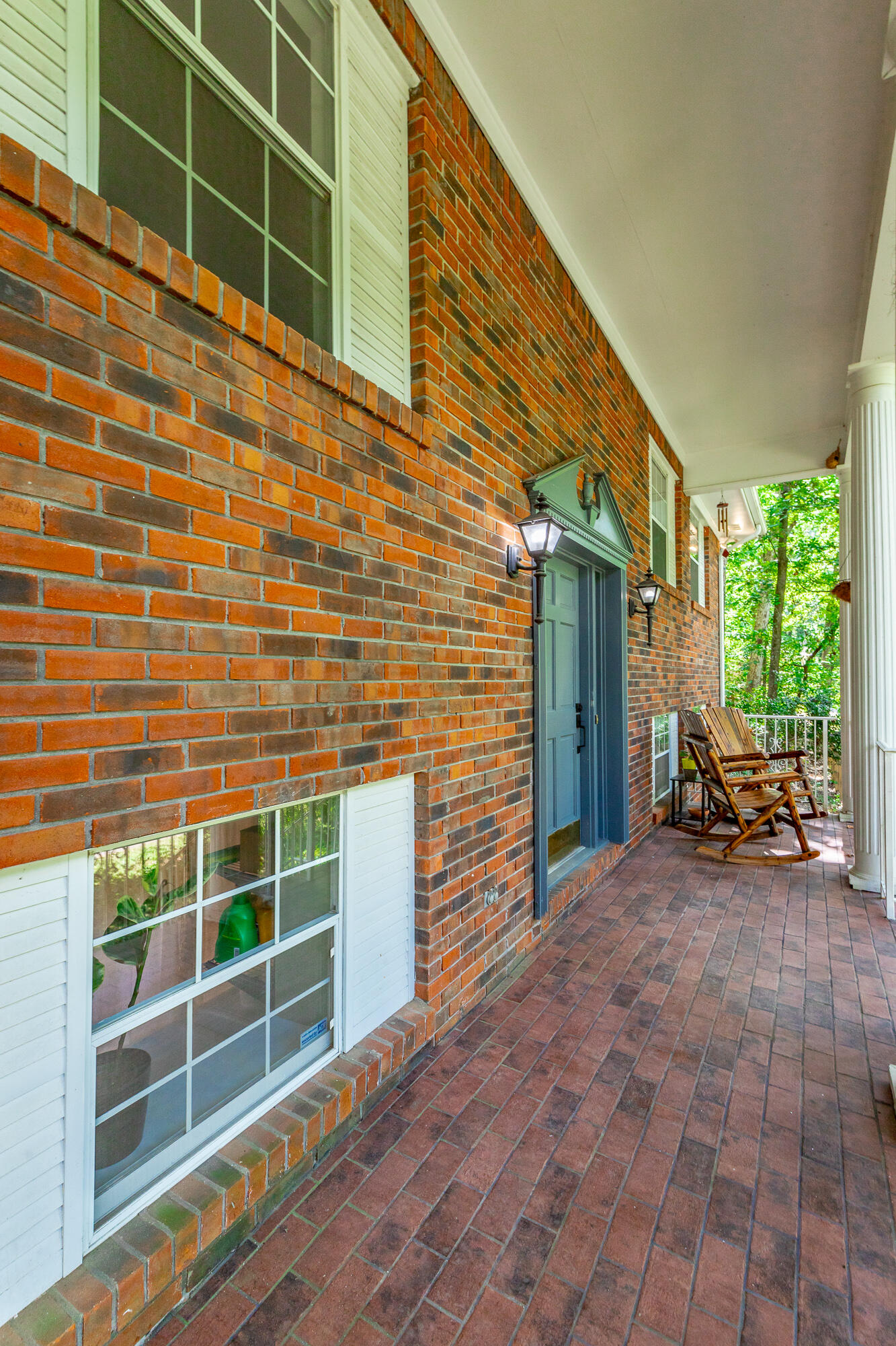 430 Bluebird Circle