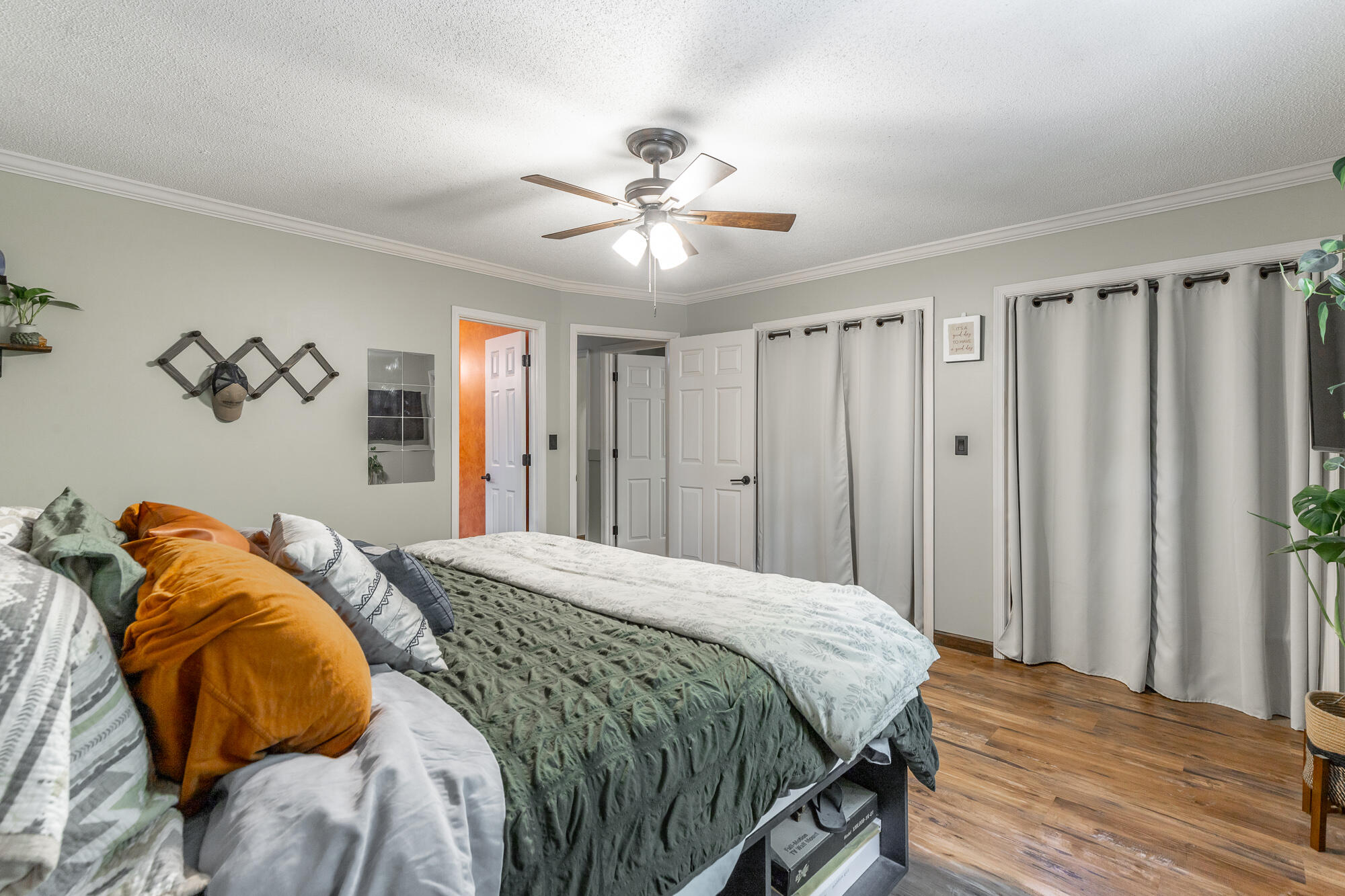 430 Bluebird Circle