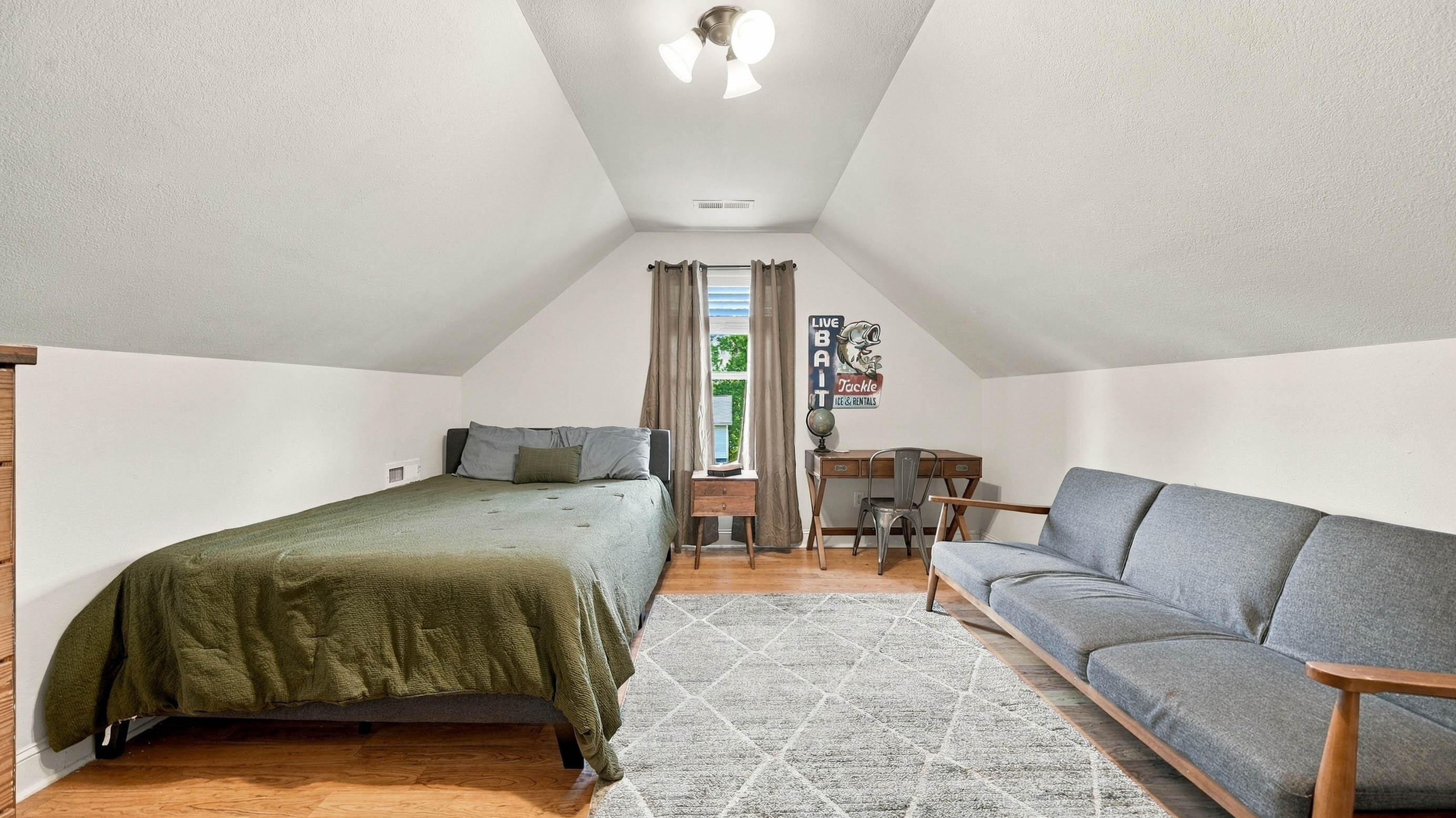 8452 Lady Slipper Road