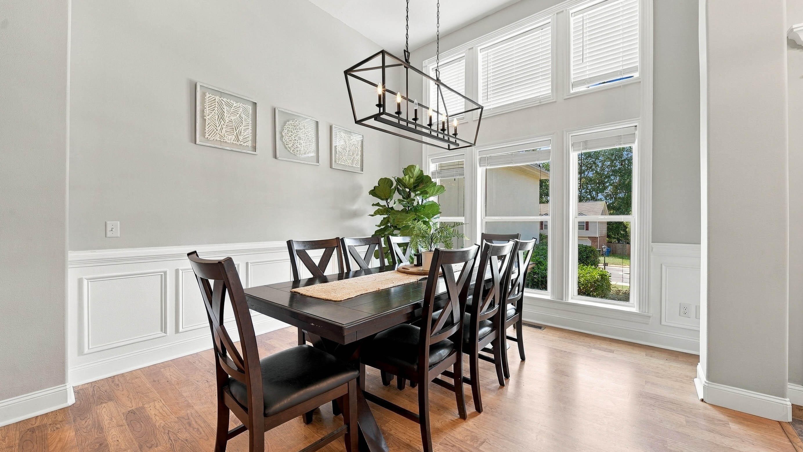 8452 Lady Slipper Road