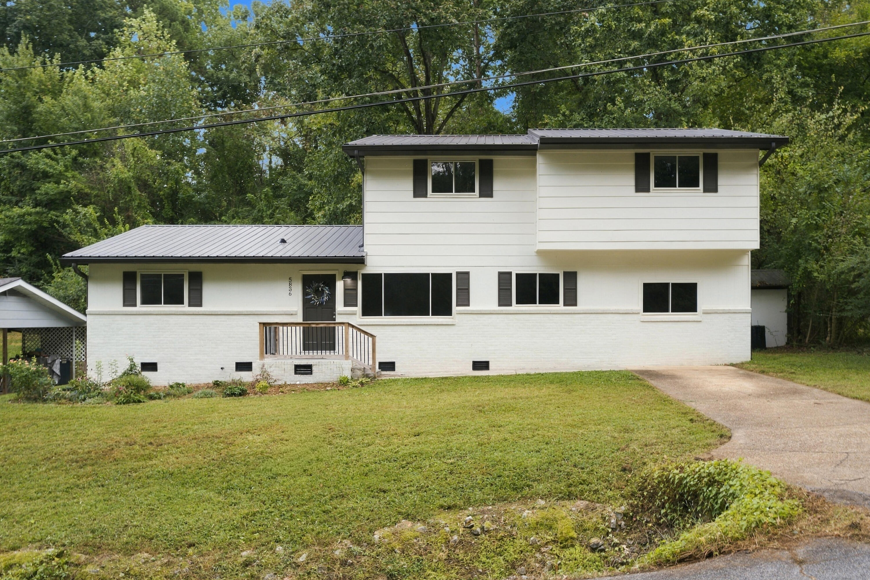 5836 Moody Sawyer Road
