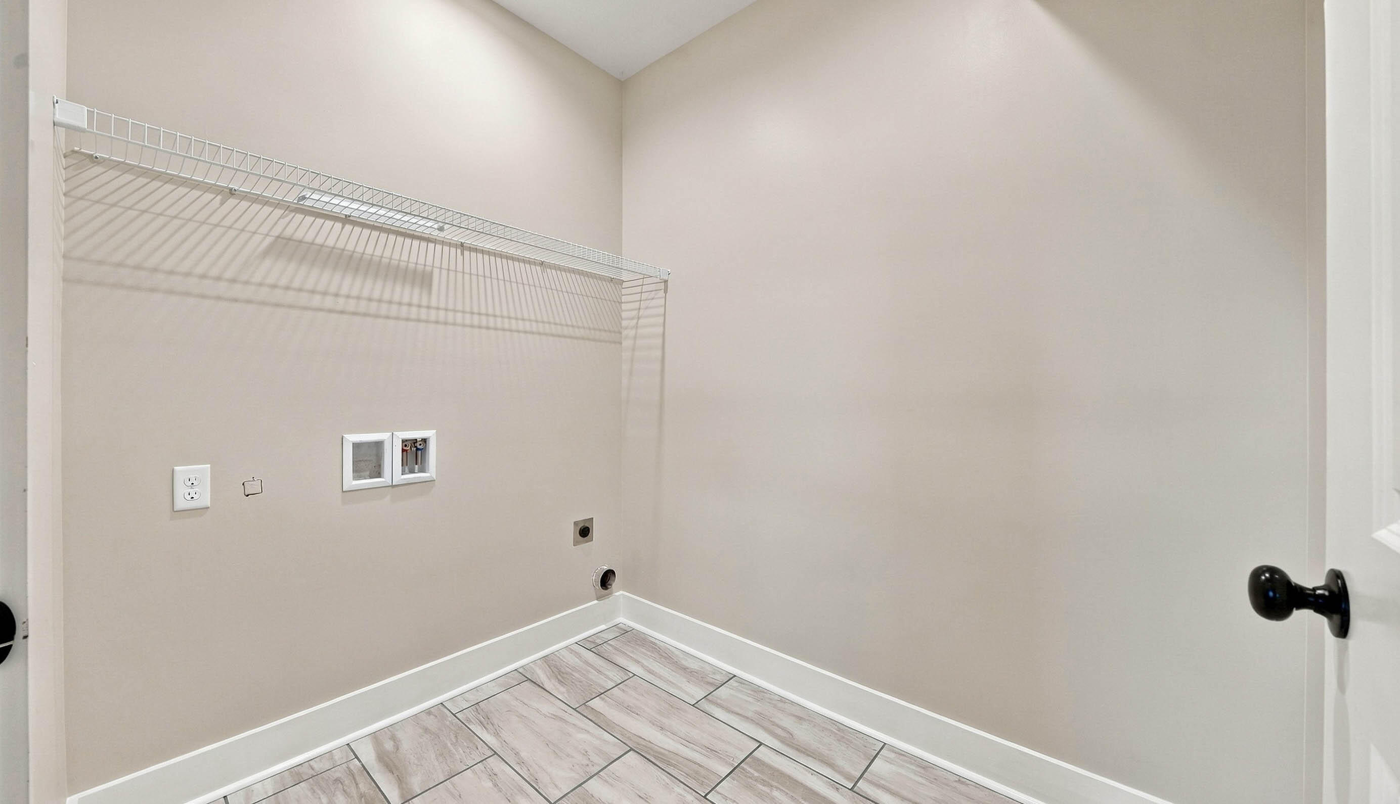 4144 Zephyr Lane, 48