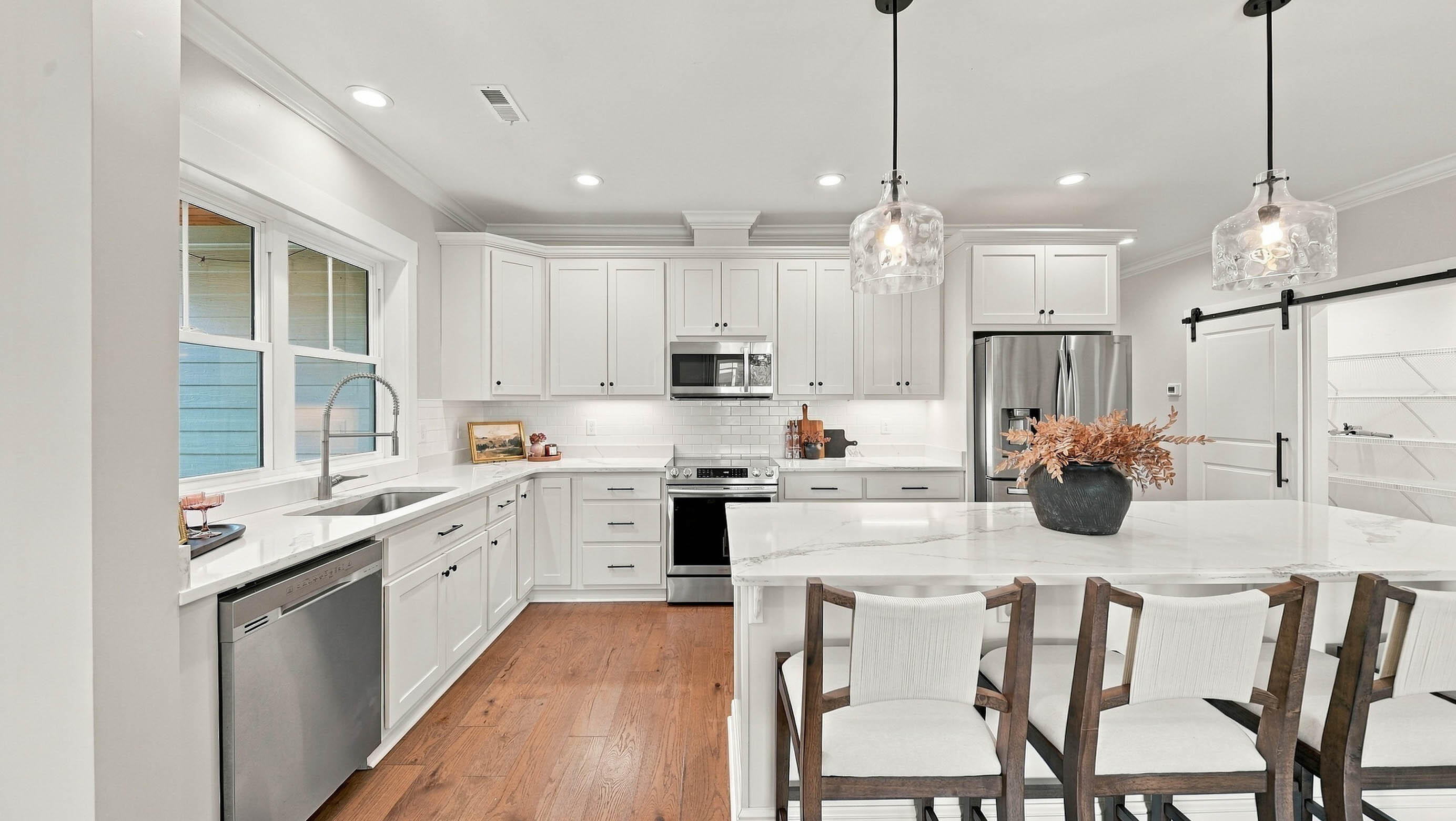 4144 Zephyr Lane, 48
