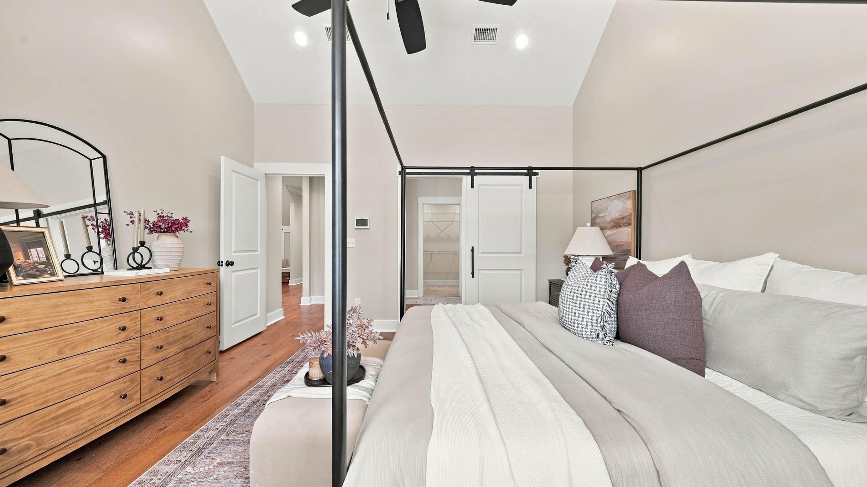 4144 Zephyr Lane, 48