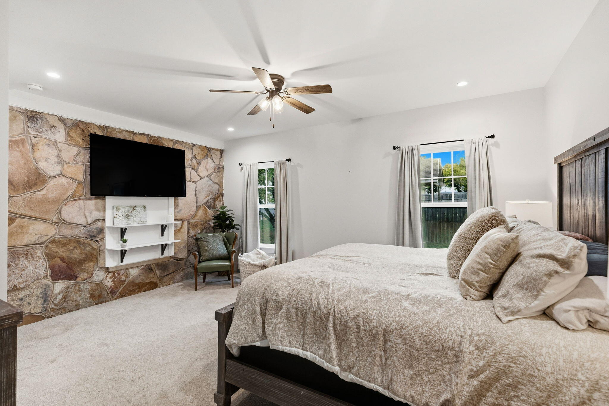 3709 Kellys Ferry Road