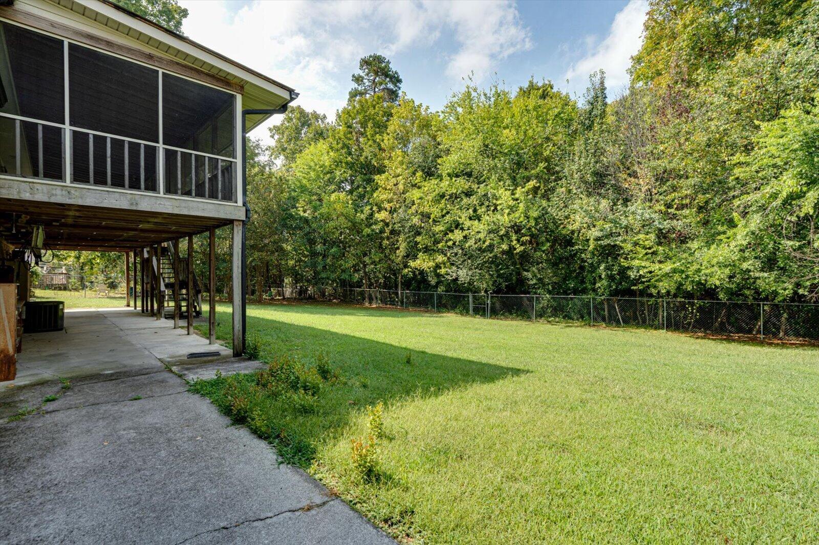 276 E Sharon Circle