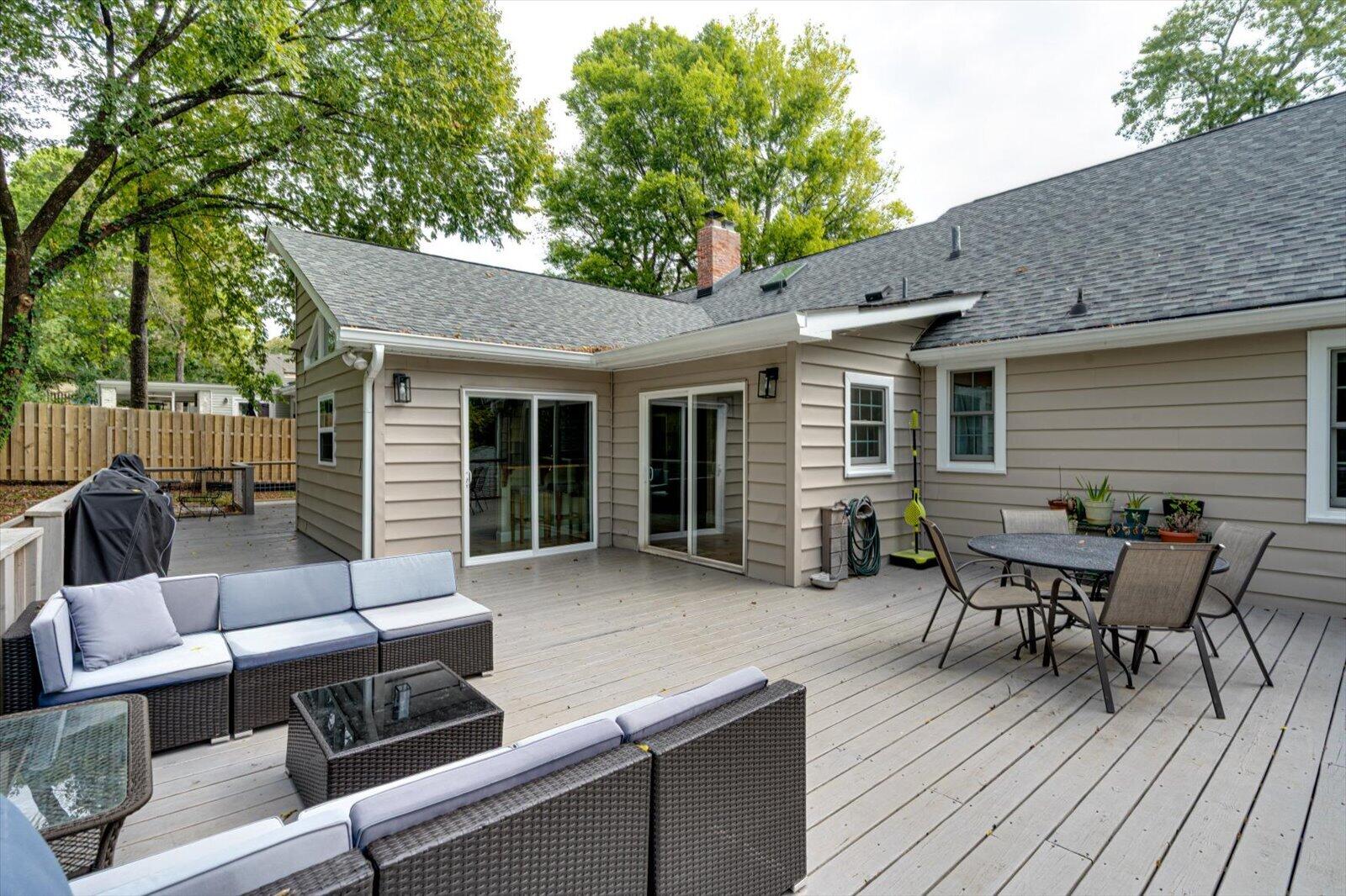 1204 Aladdin Road