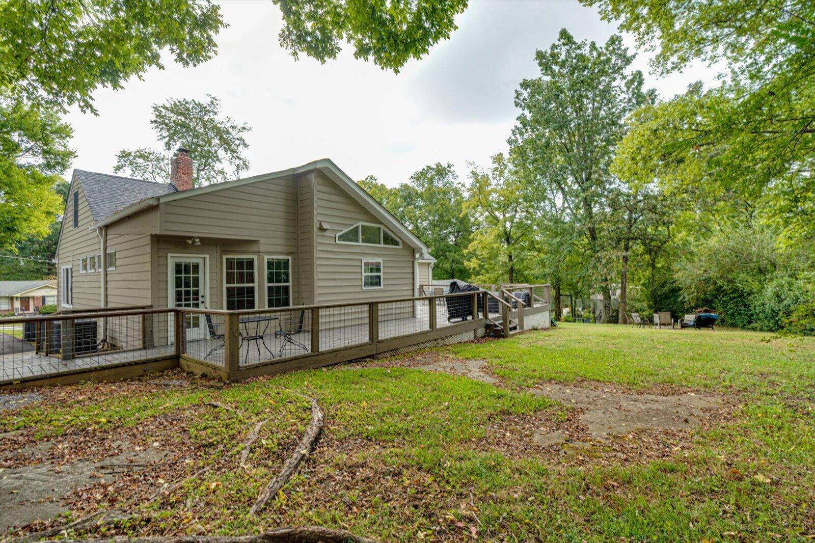 1204 Aladdin Road