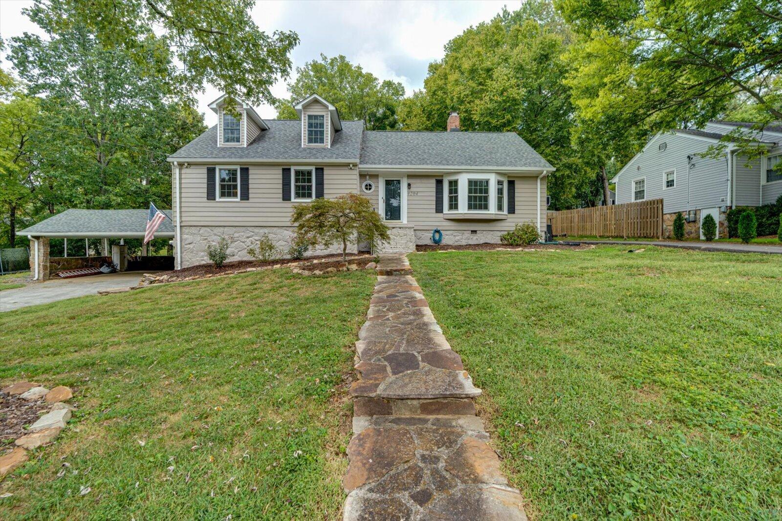 1204 Aladdin Road