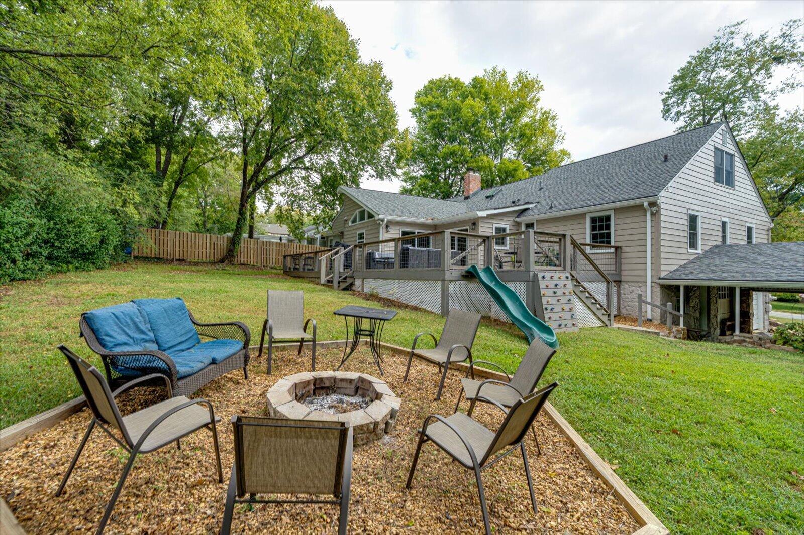 1204 Aladdin Road