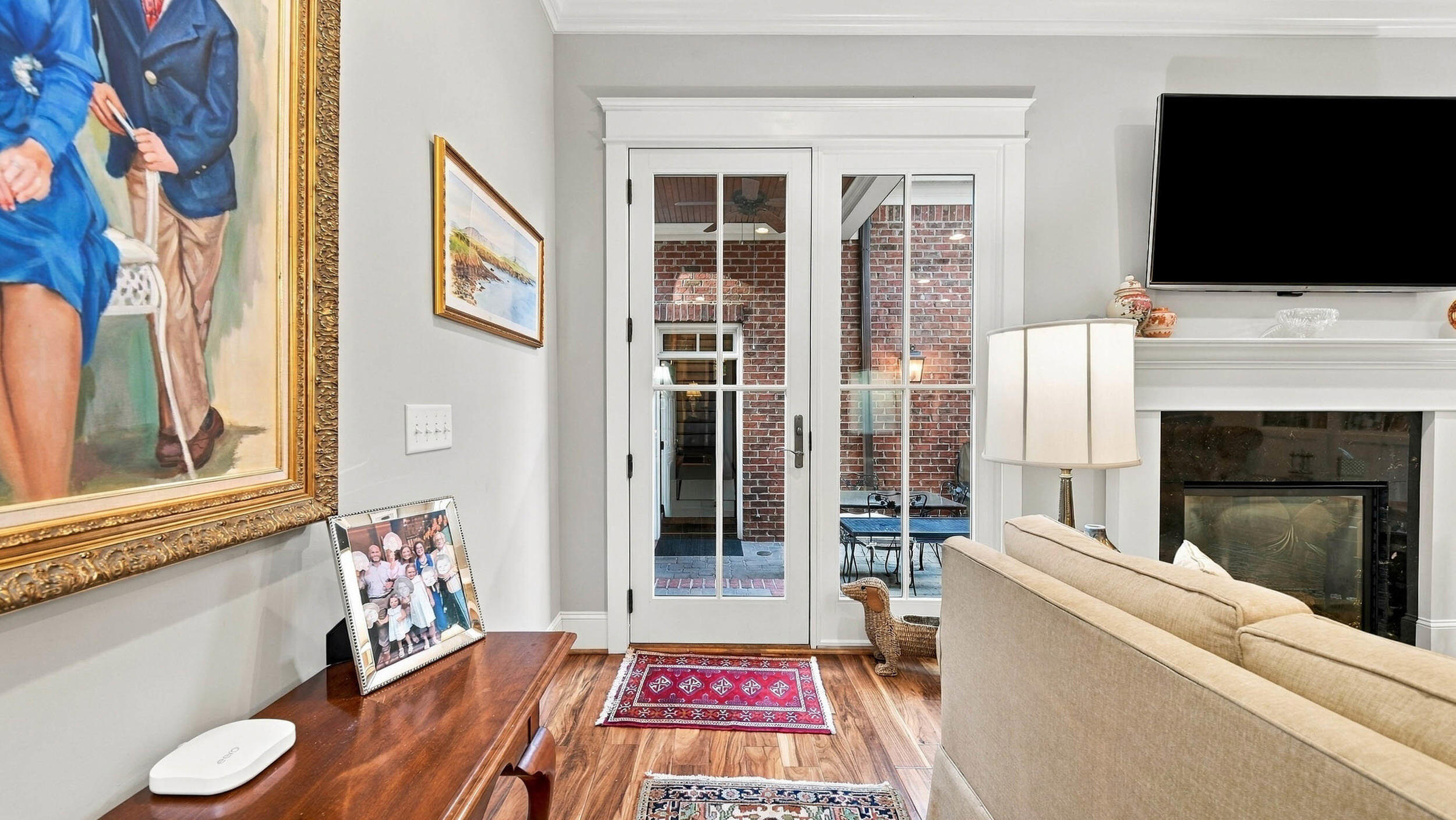 117 E 03rd Street