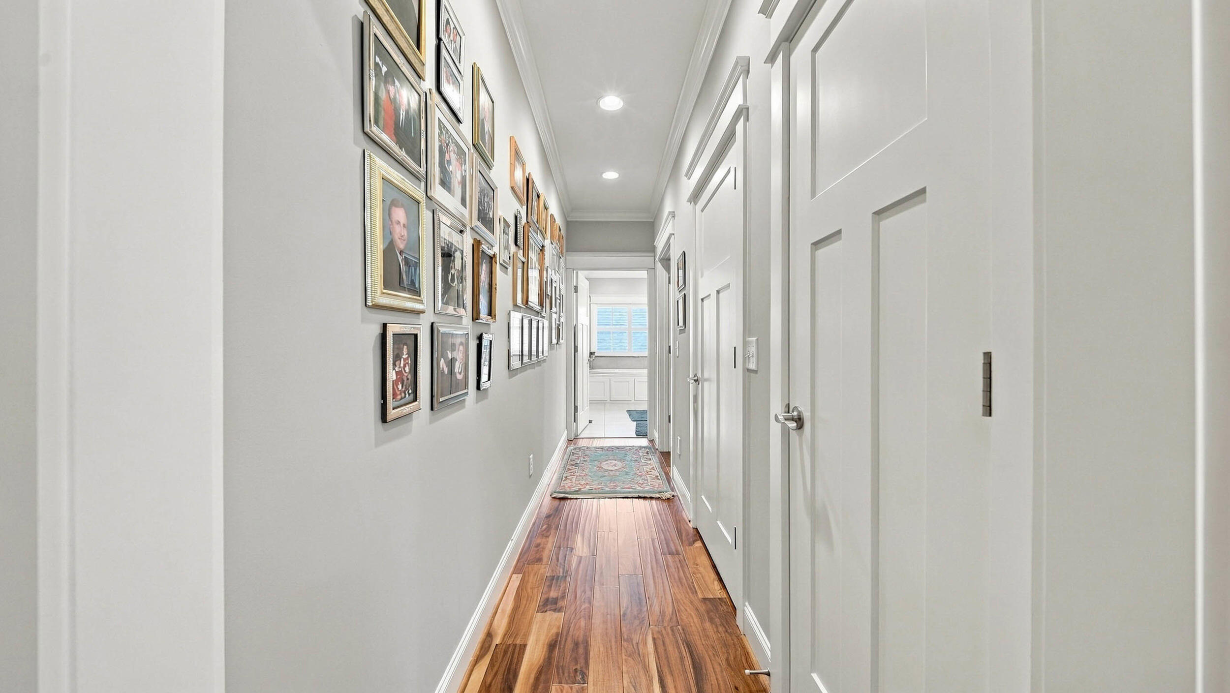 117 E 03rd Street