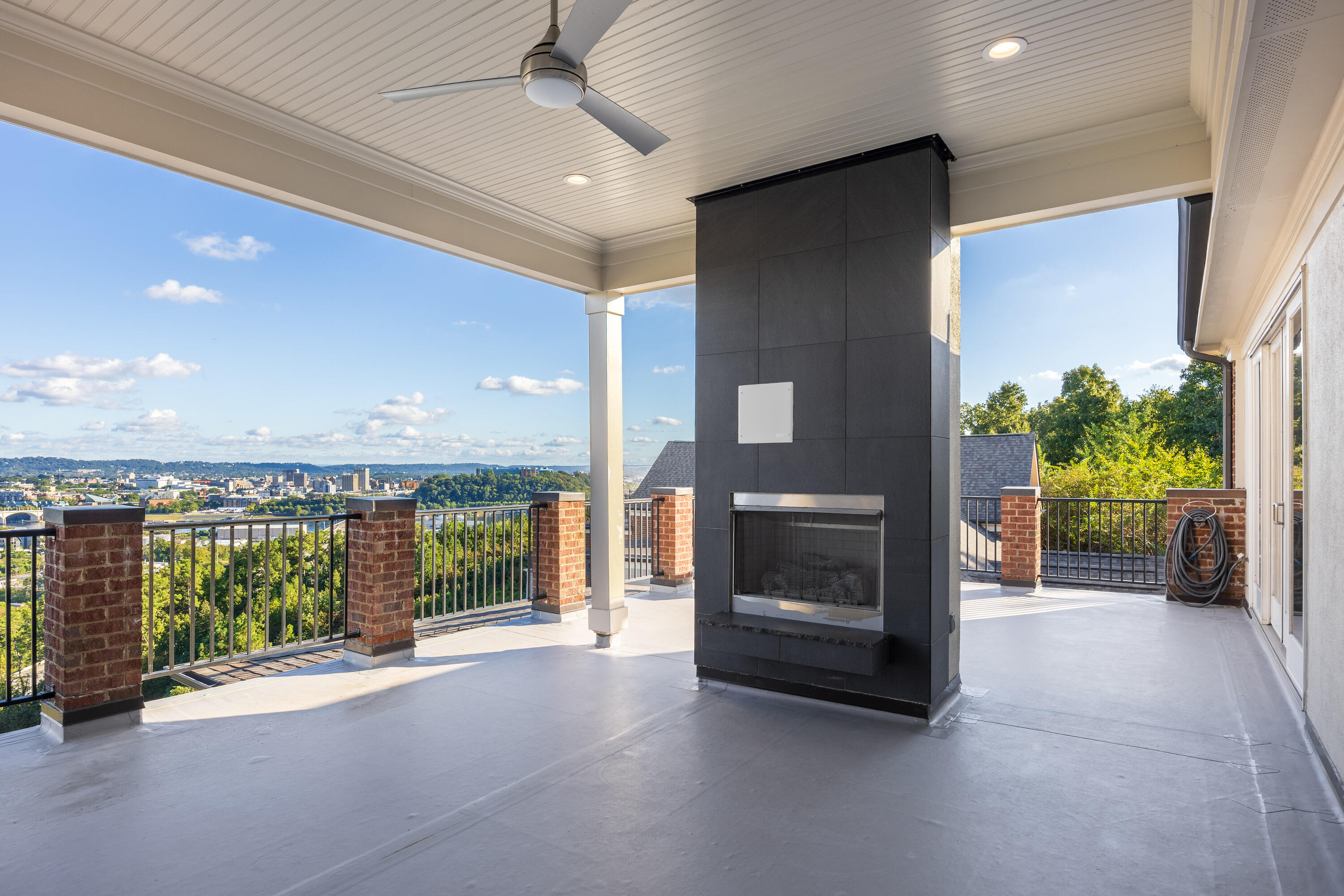 554 Whitehall Road, 120