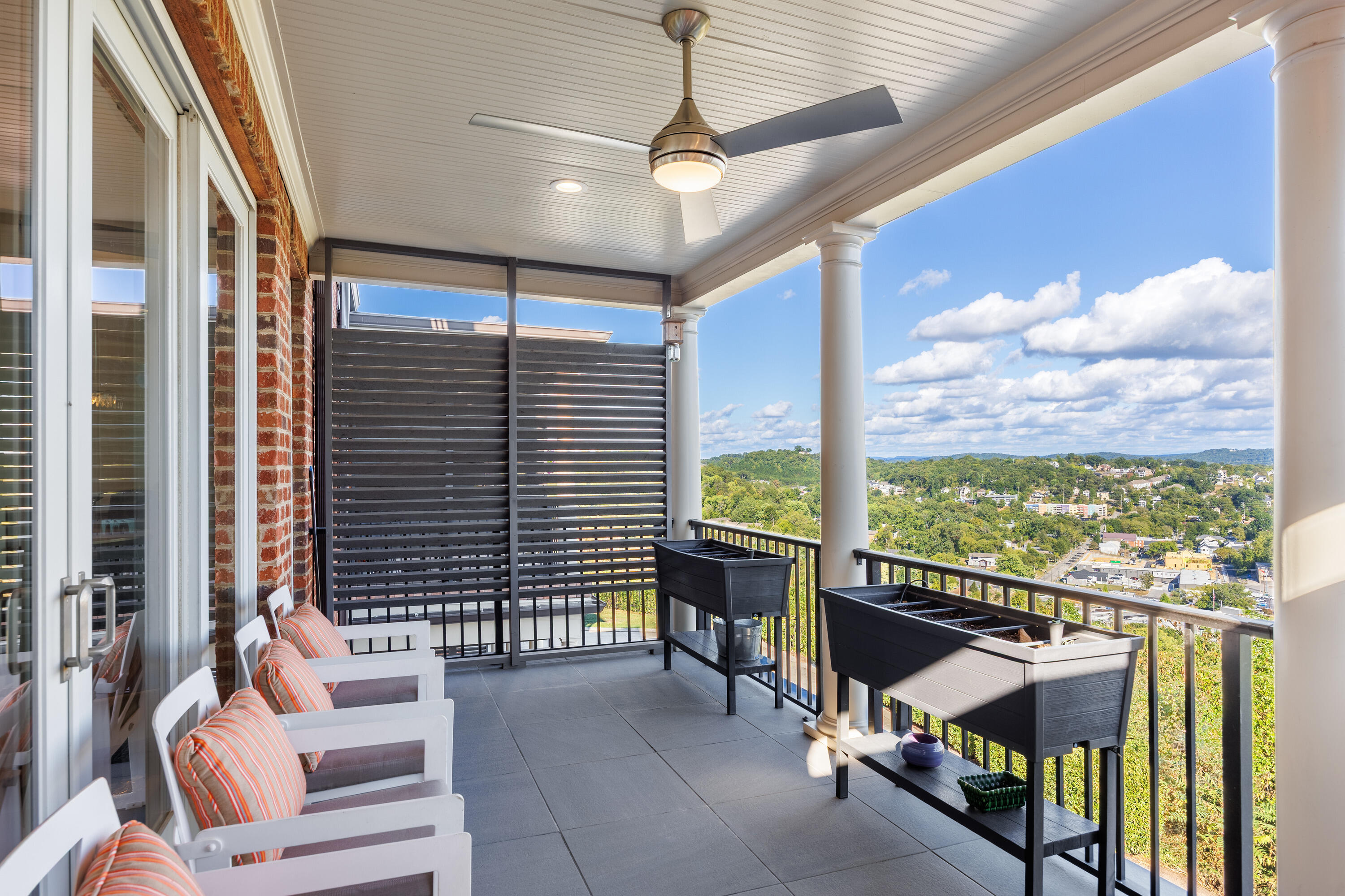 554 Whitehall Road, 120