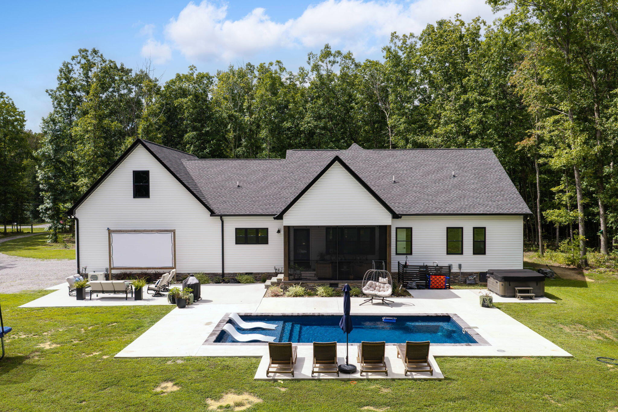 3512 Scenic Highway