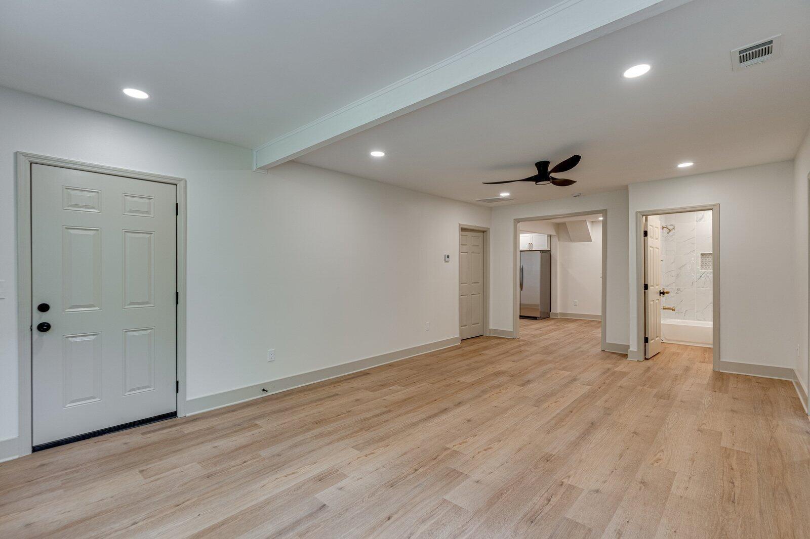 80 Williams Lane