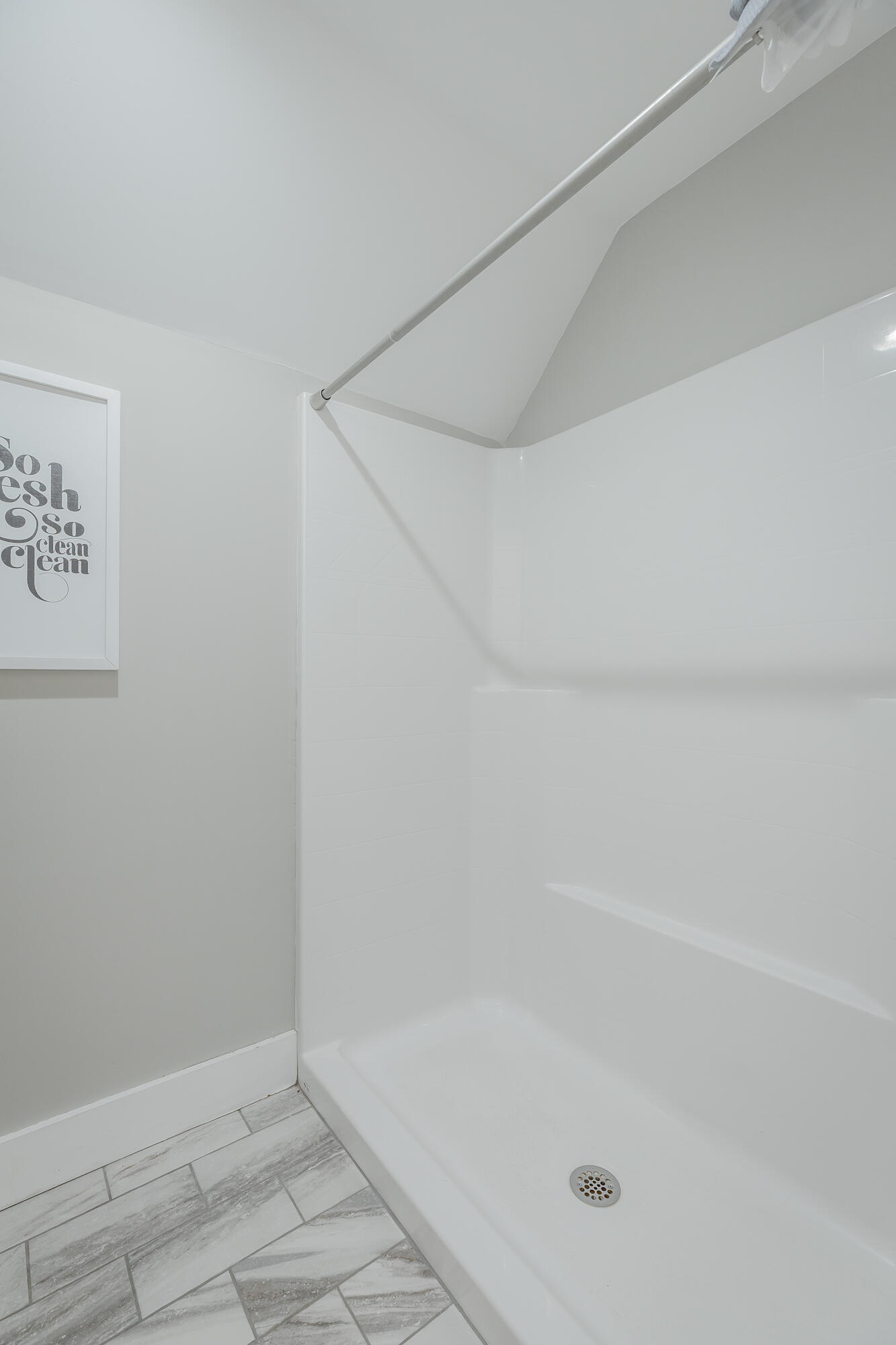 1504 Emerald Pointe Drive