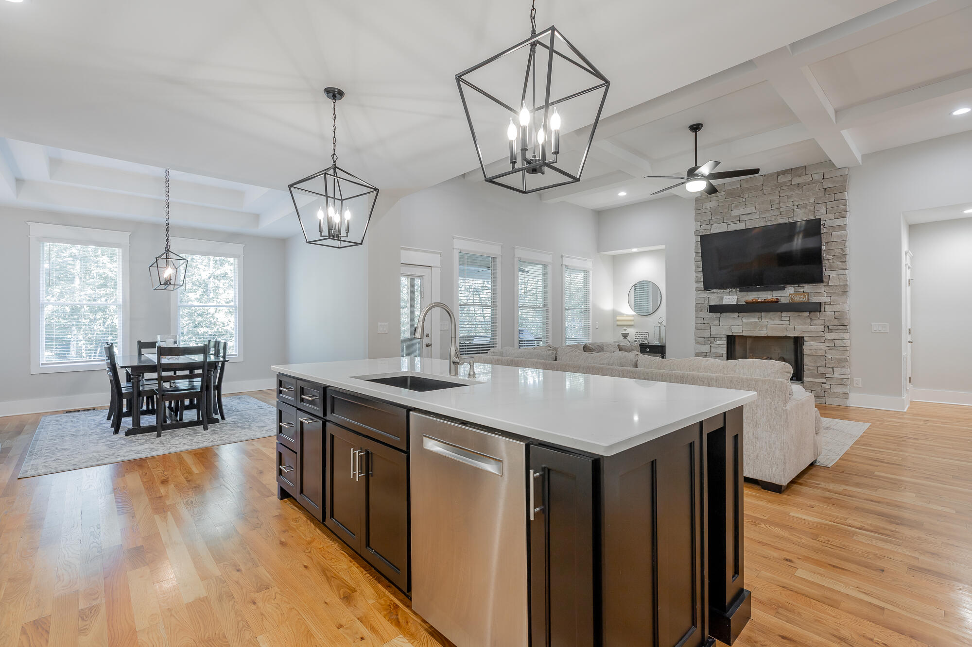 1504 Emerald Pointe Drive