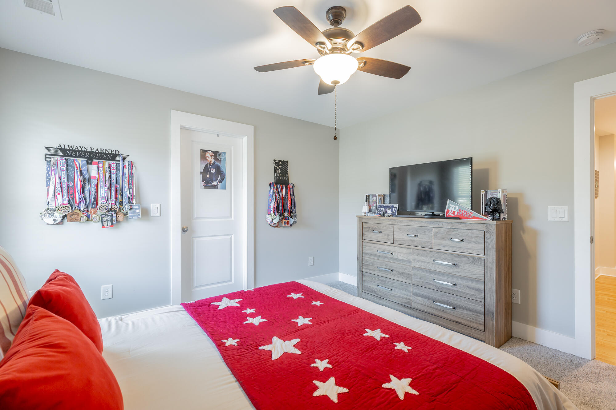 1504 Emerald Pointe Drive