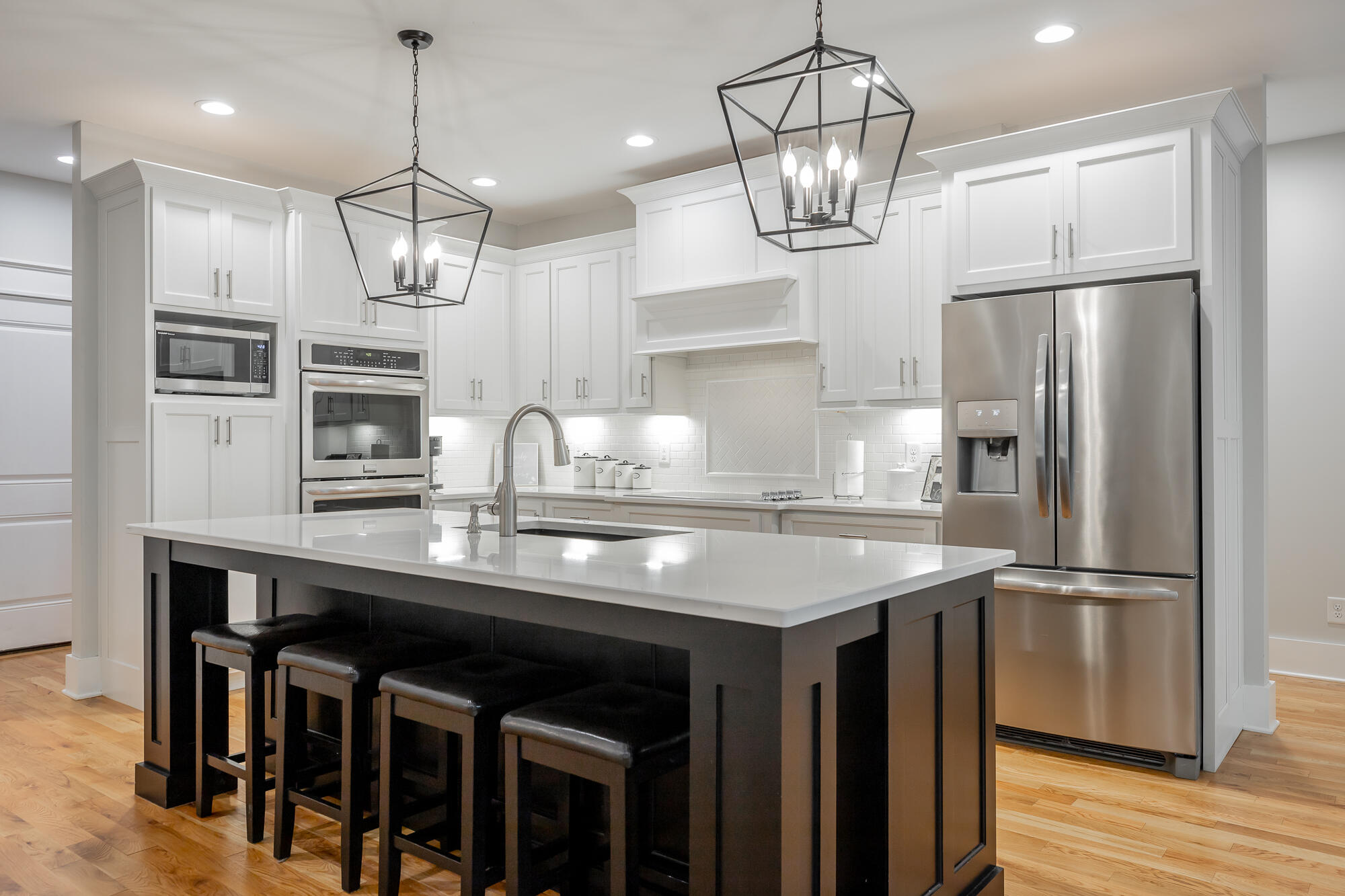 1504 Emerald Pointe Drive