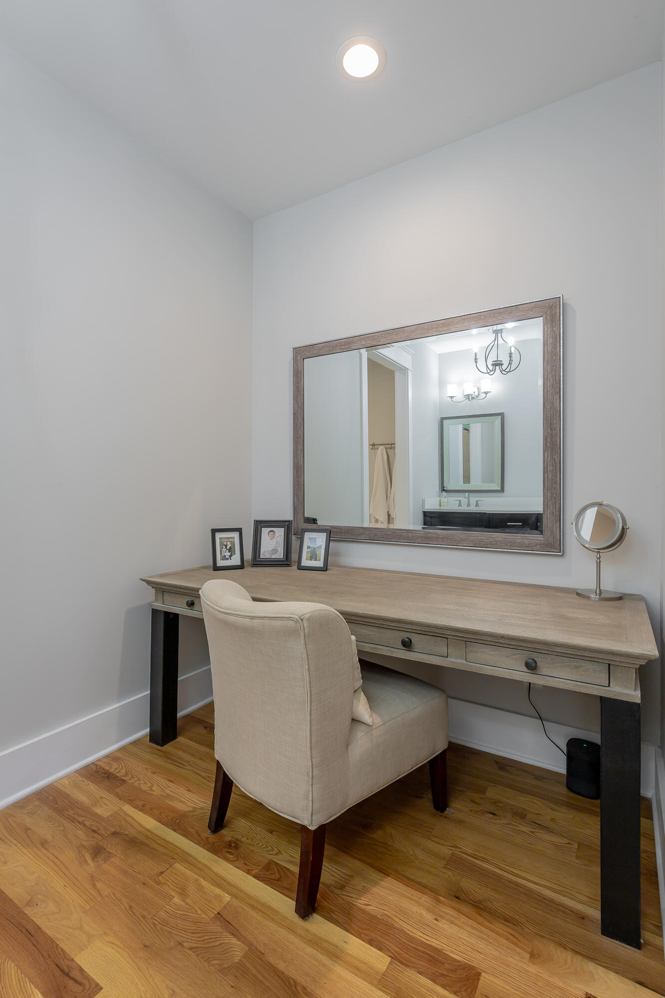 1504 Emerald Pointe Drive