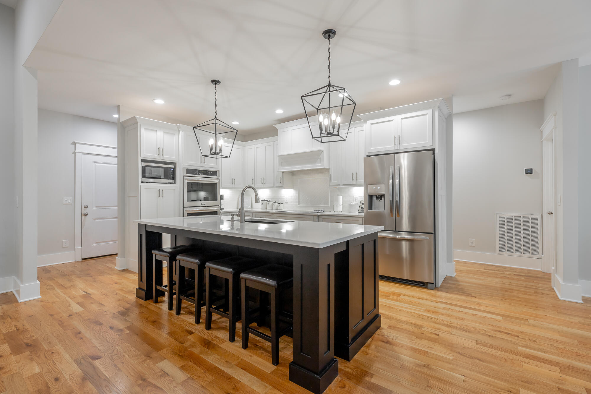1504 Emerald Pointe Drive