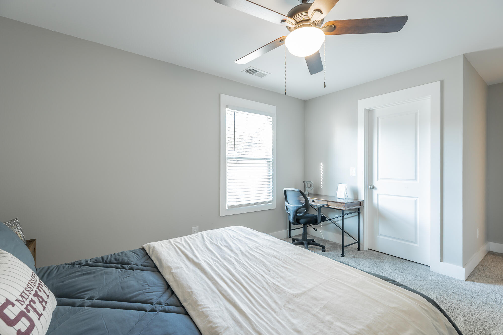 1504 Emerald Pointe Drive