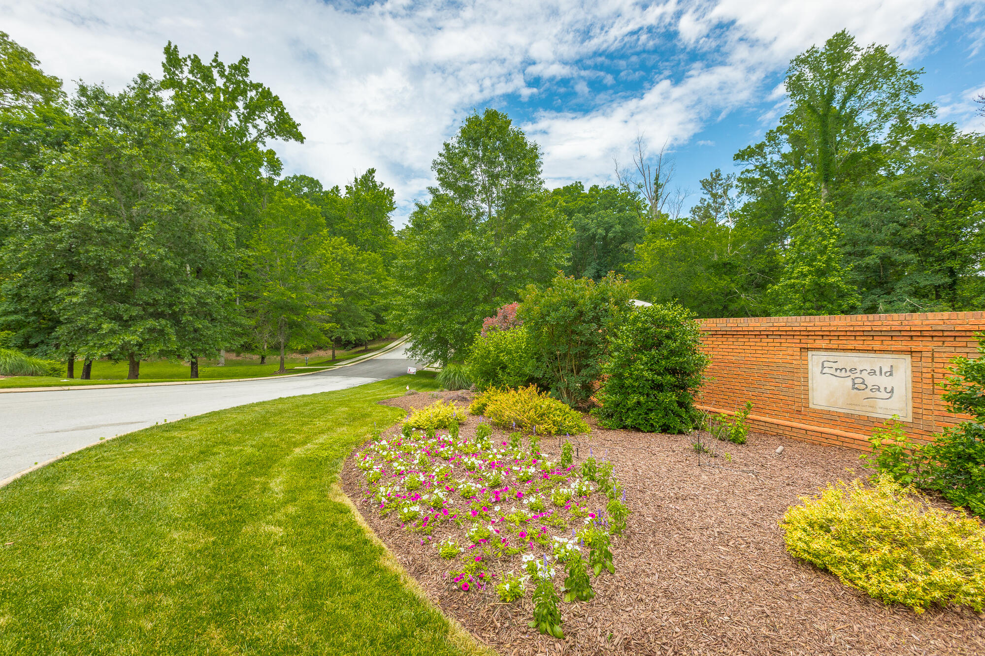 1504 Emerald Pointe Drive