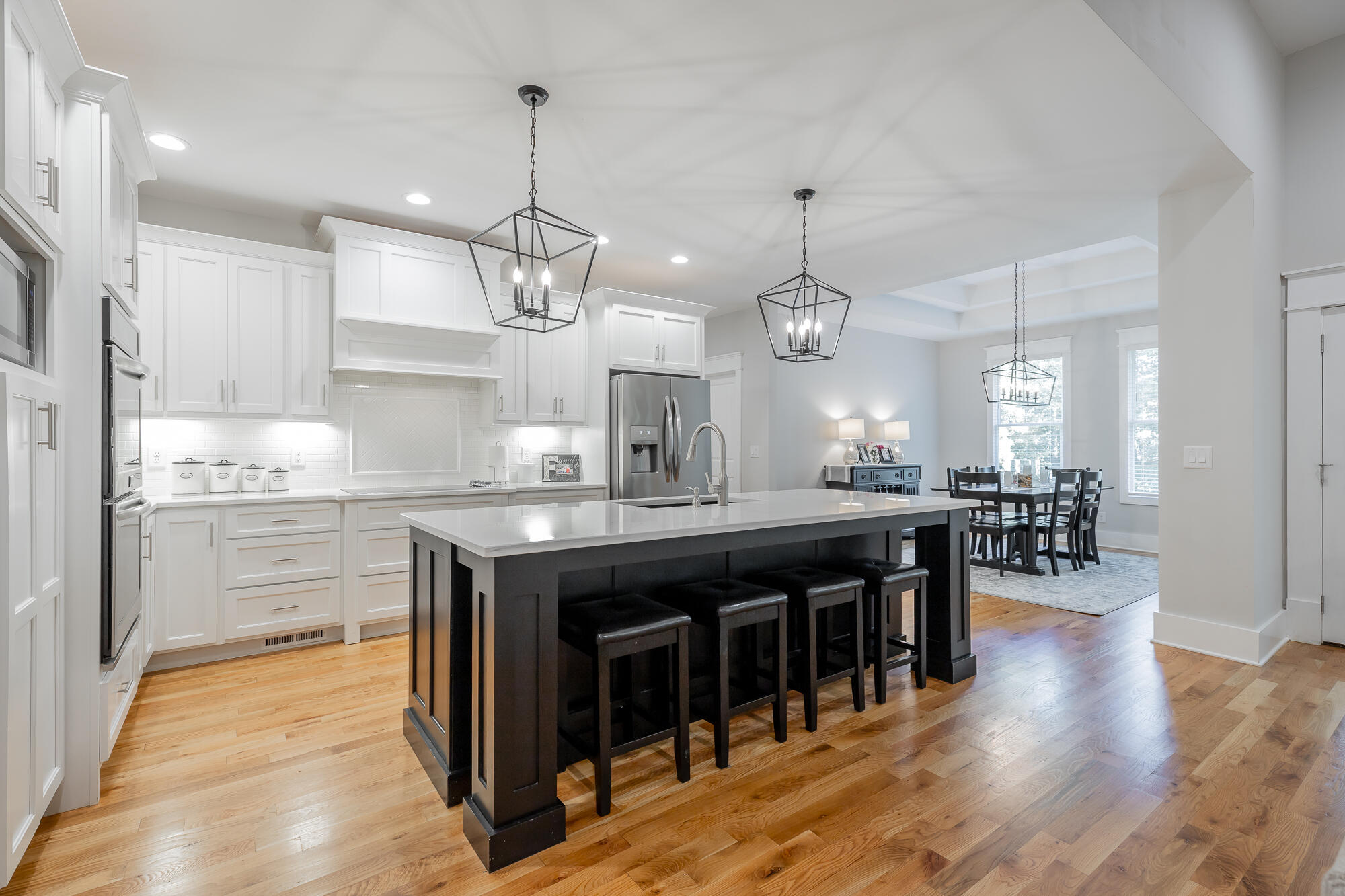 1504 Emerald Pointe Drive