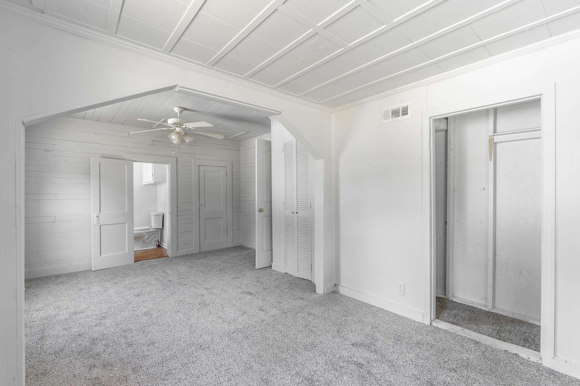 406 Chambers Street