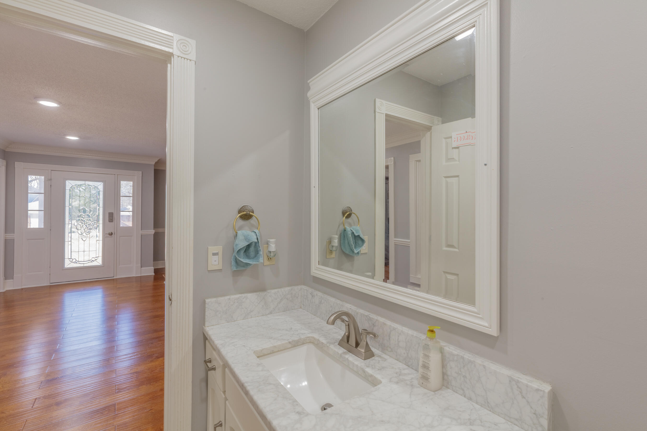1322 Windbrook Lane